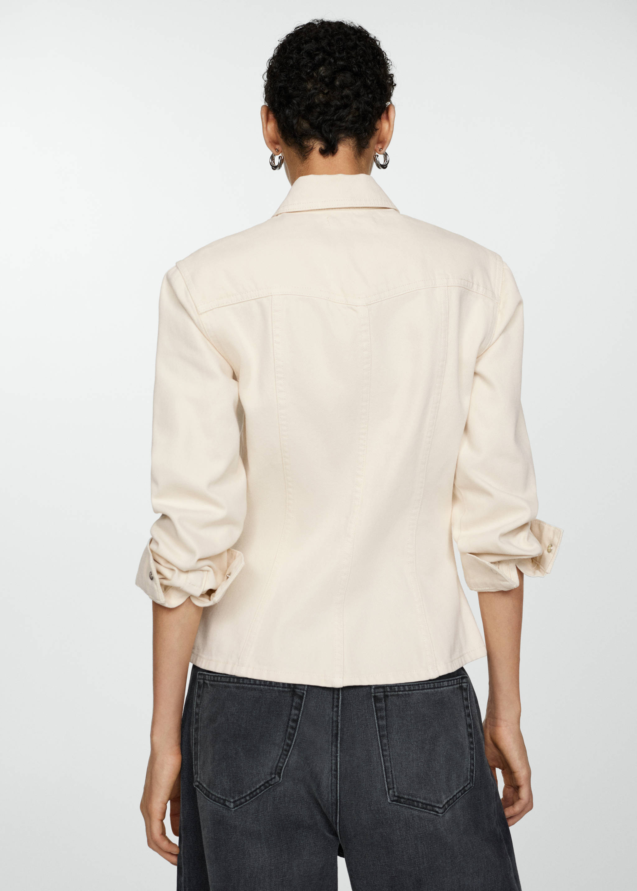 Getailleerde denim blouse - Achterkant van het artikel