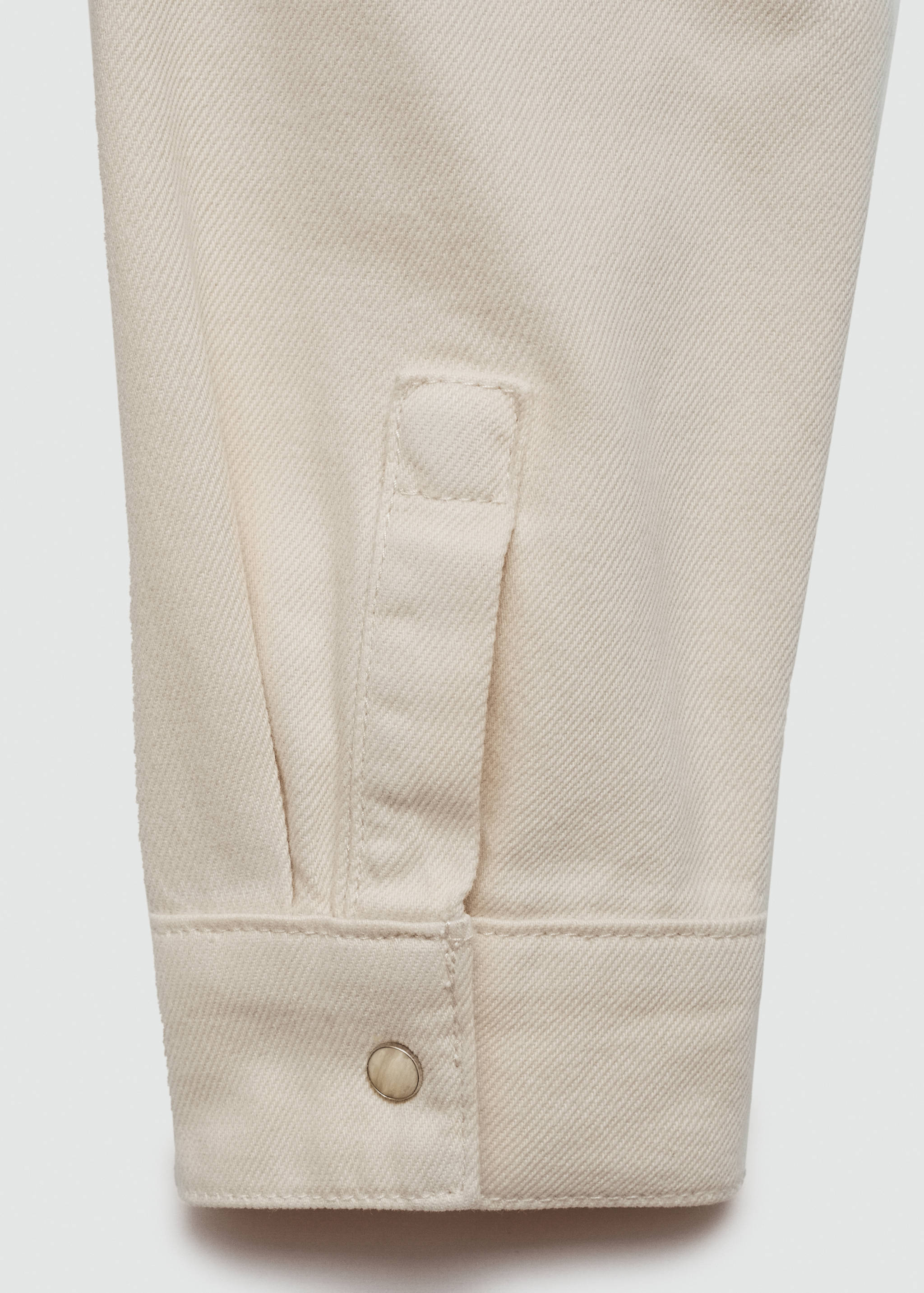 Getailleerde denim blouse - Detail van het artikel 0