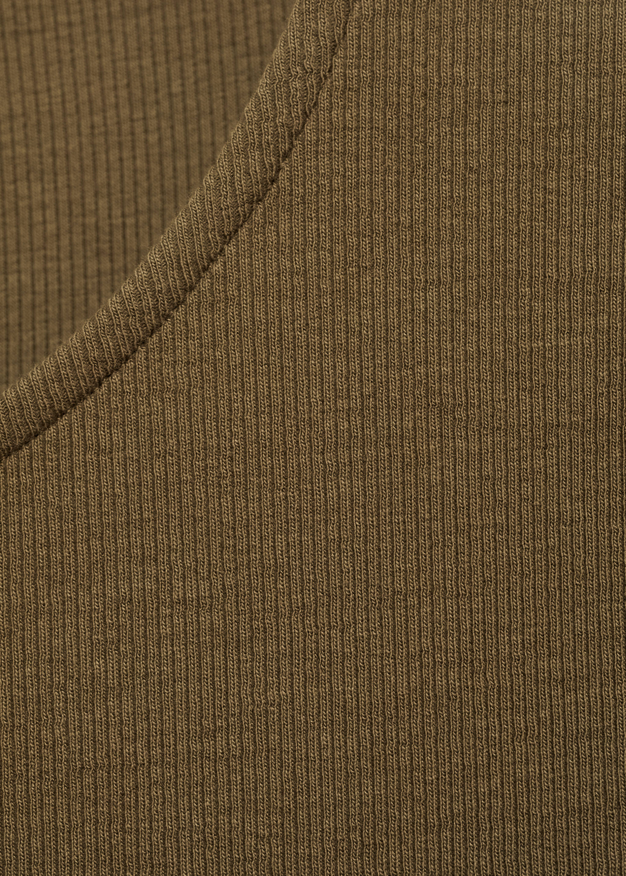 Evasé-Kleid aus kombiniertem Stoff - Detail des Artikels 8