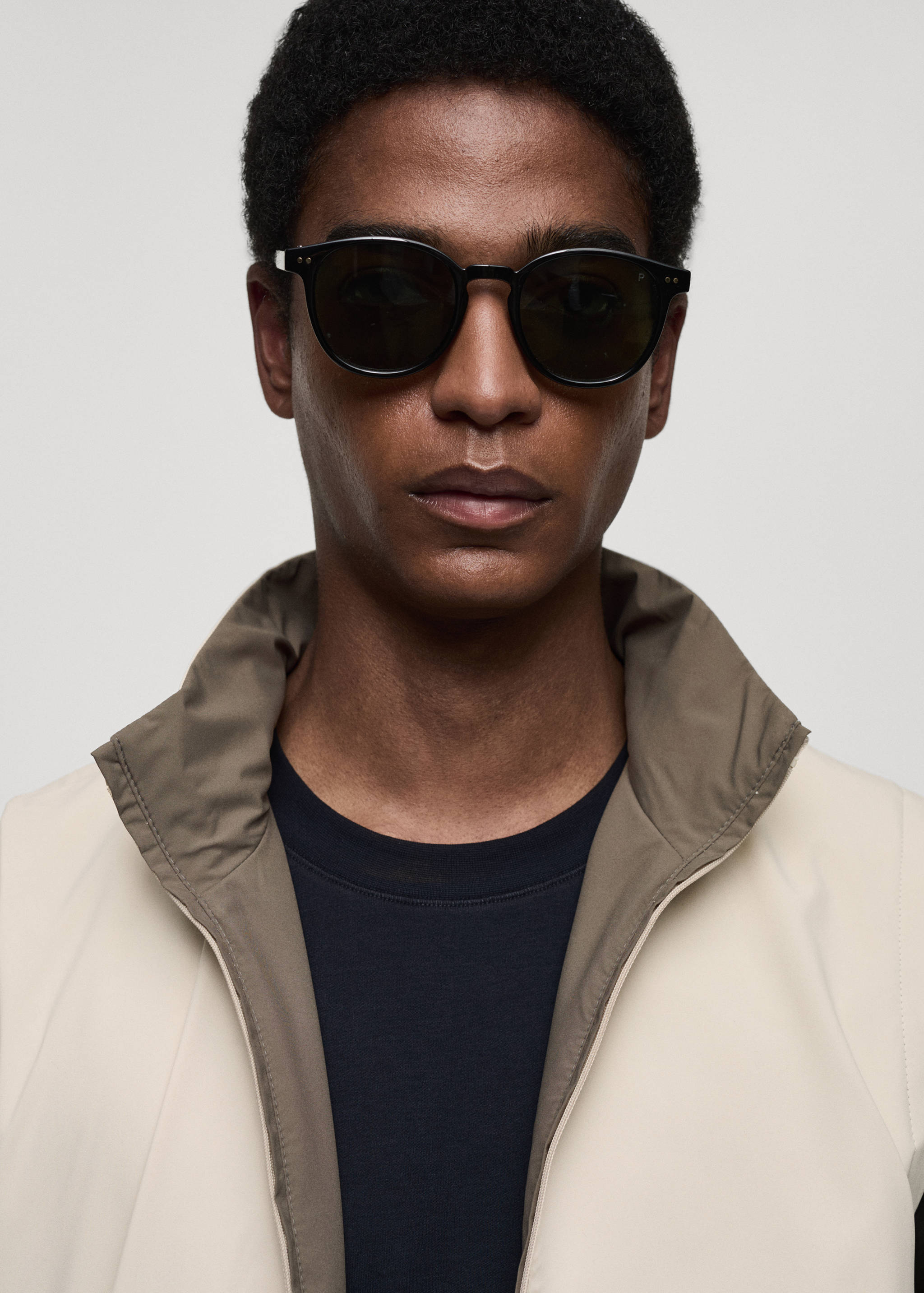 Waterafstotende reversibele bodywarmer - Detail van het artikel 1