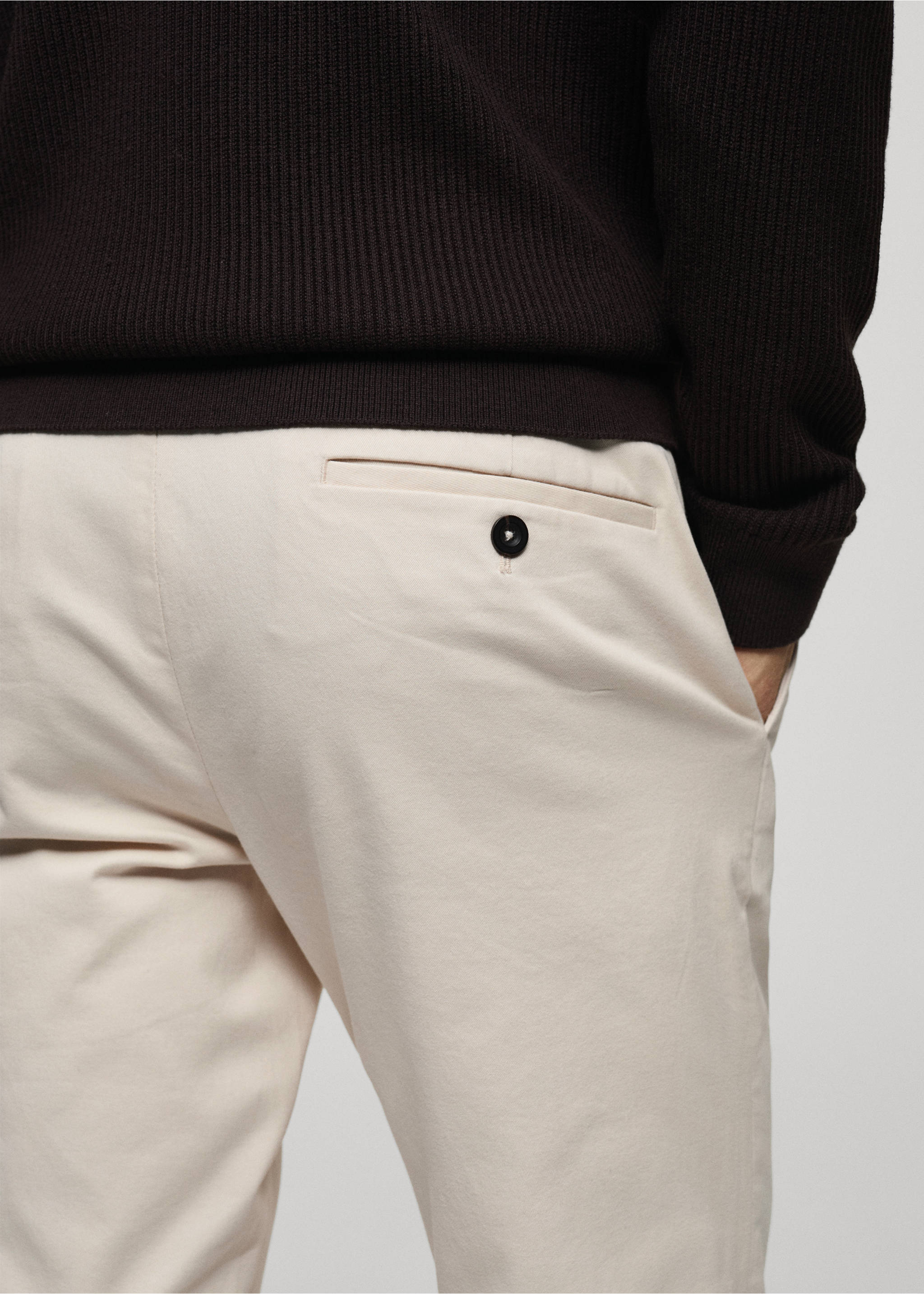 Slim Fit Twill-Chinohose - Detail des Artikels 6, Ecru. Ref: 77044434-00.