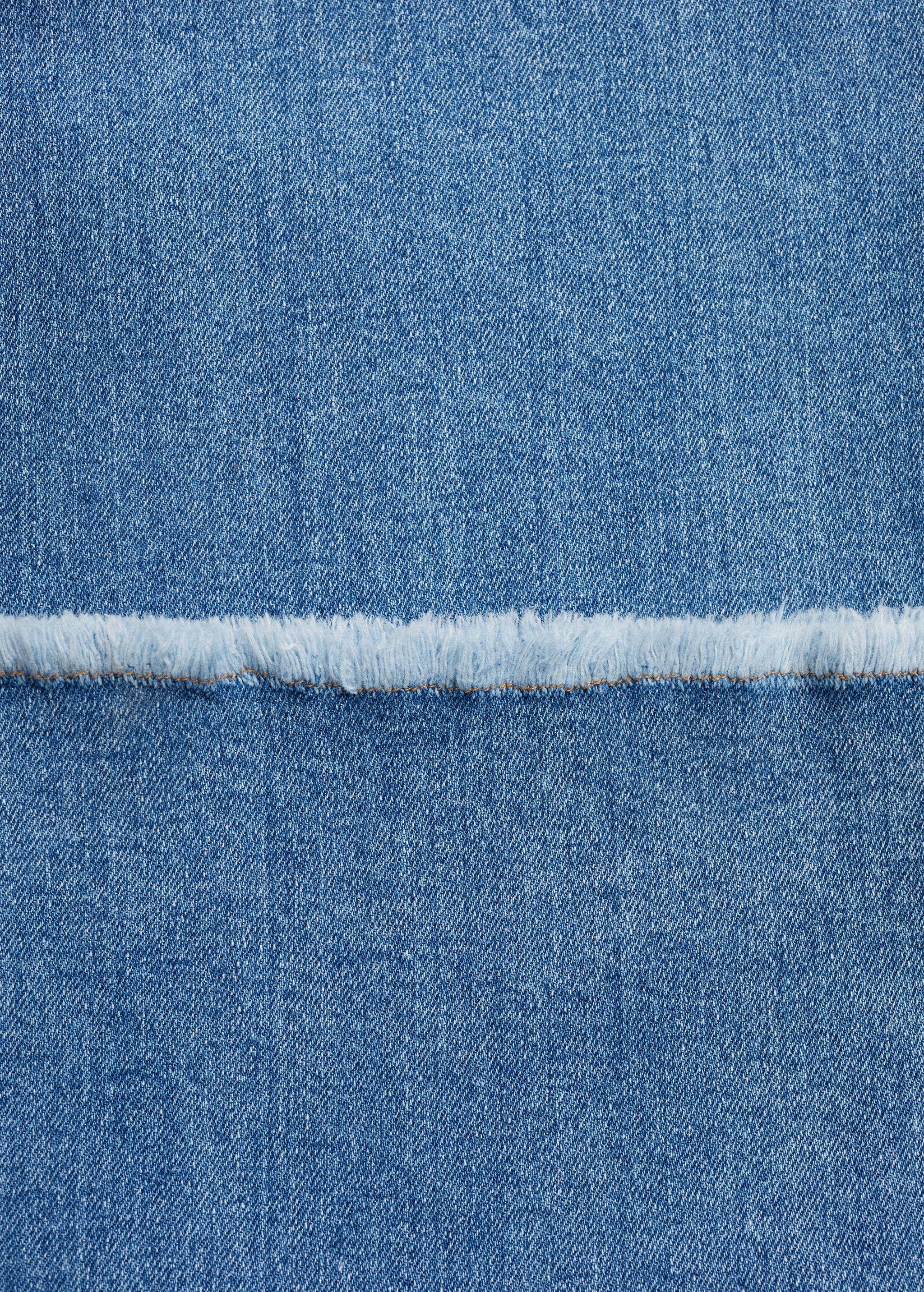 Ausgestellte Jeans - Detail des Artikels 0