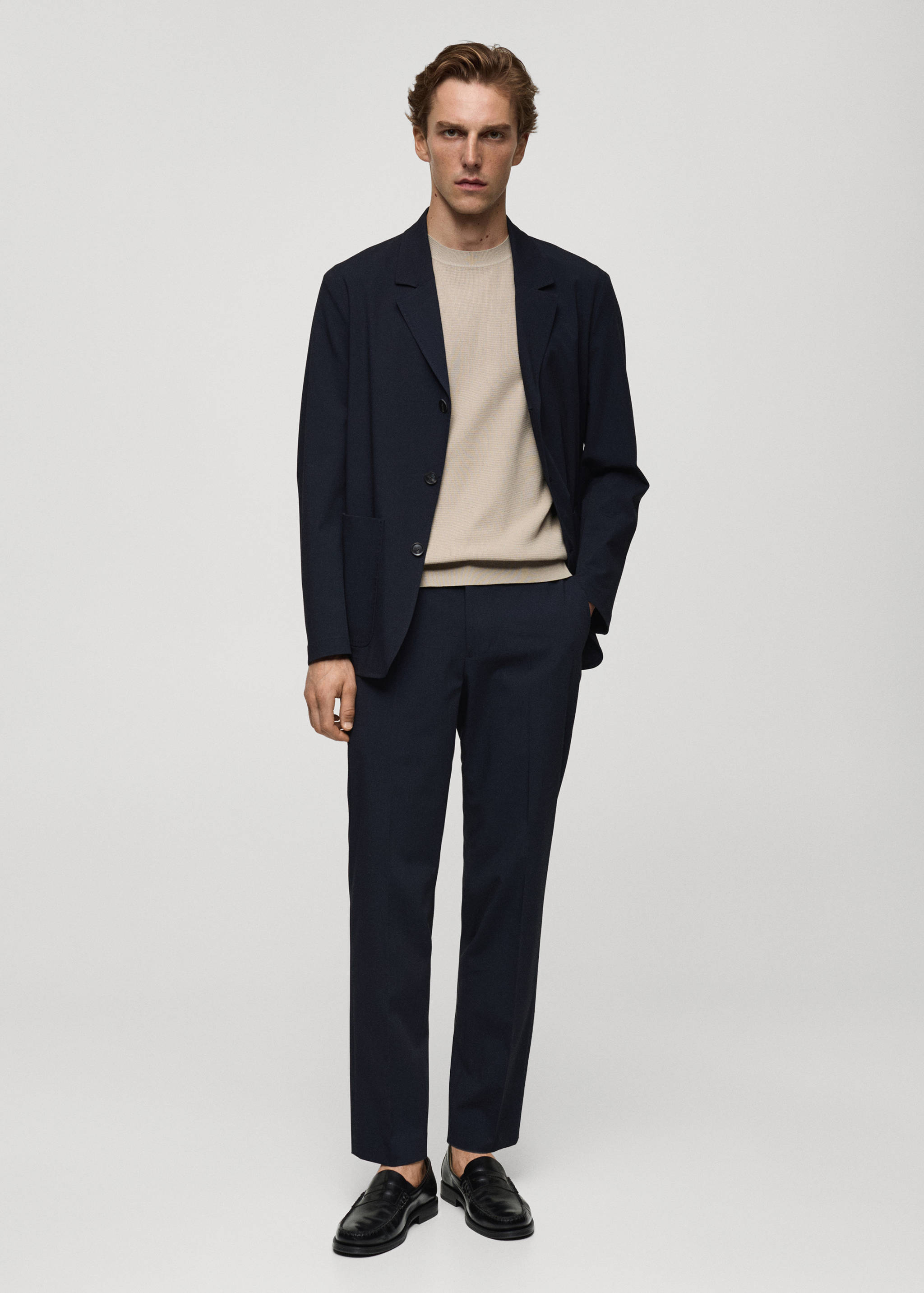 Pantalón traje slim fit - Plano general