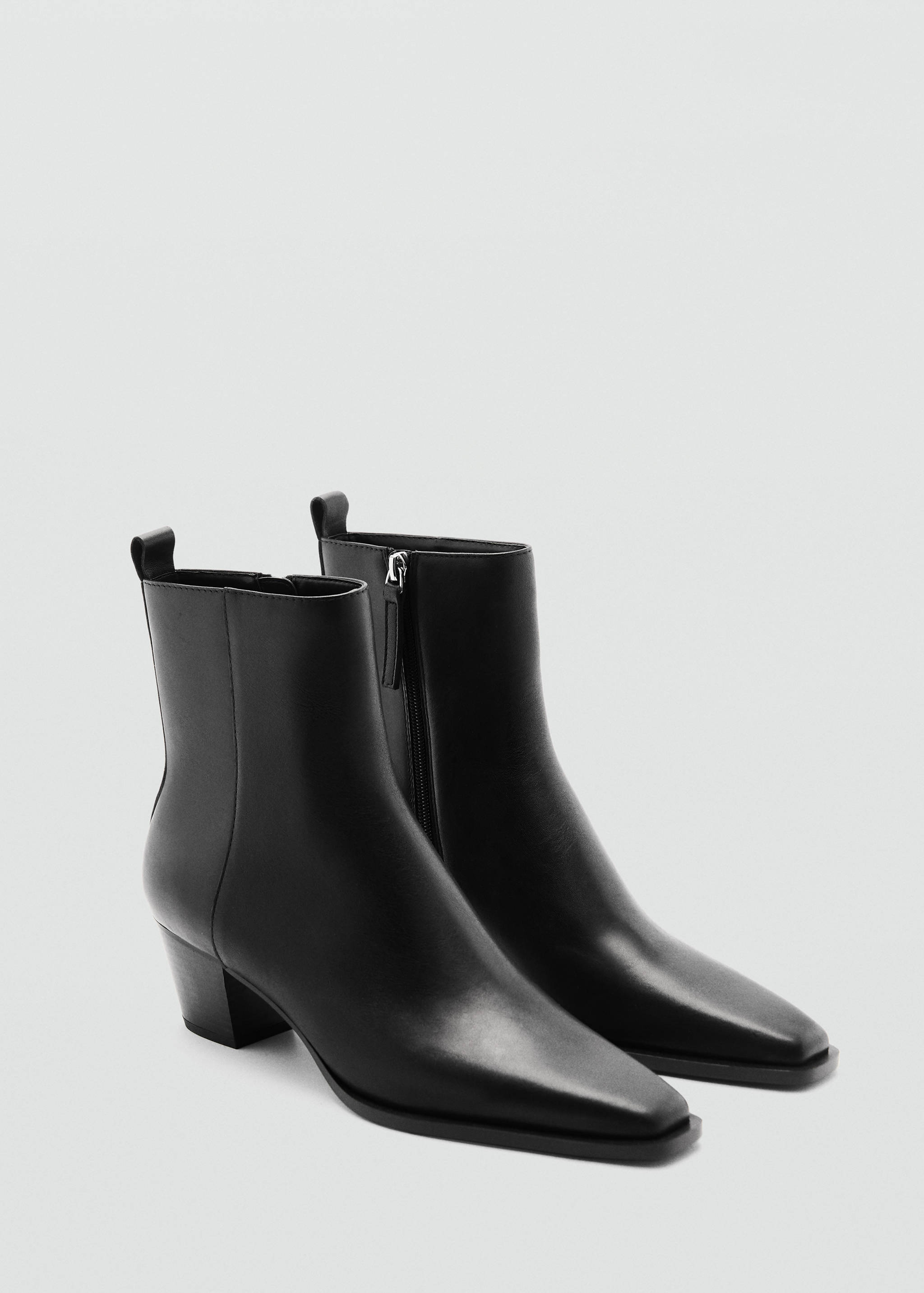 Leather ankle boots with block heel - Medium plane