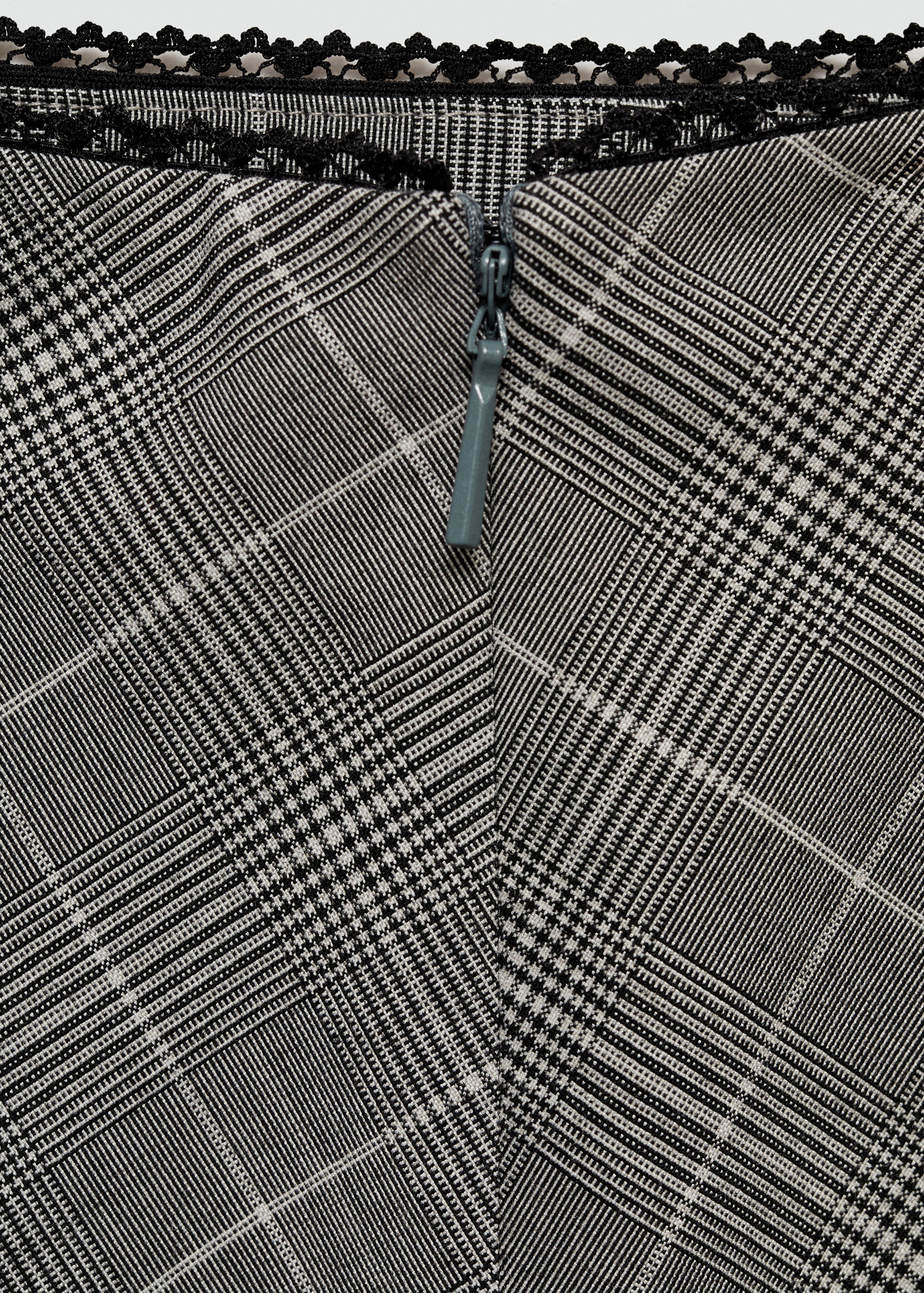 Karierter Rock mit Zierschleife - Detail des Artikels 0