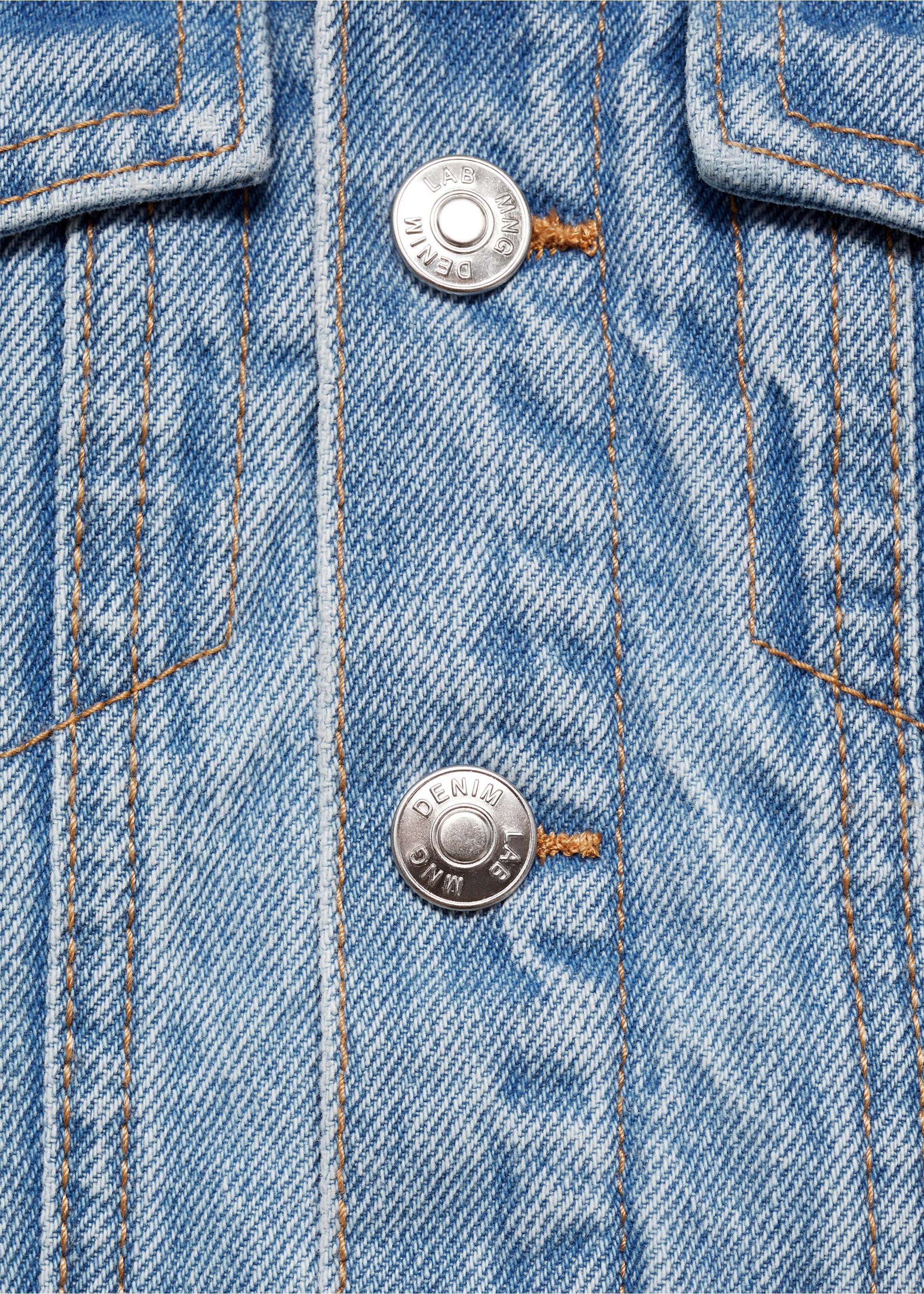 Denim jacket with shearling-effect lining - Details of the article 8, Light Blue. Ref: 77044772-00.