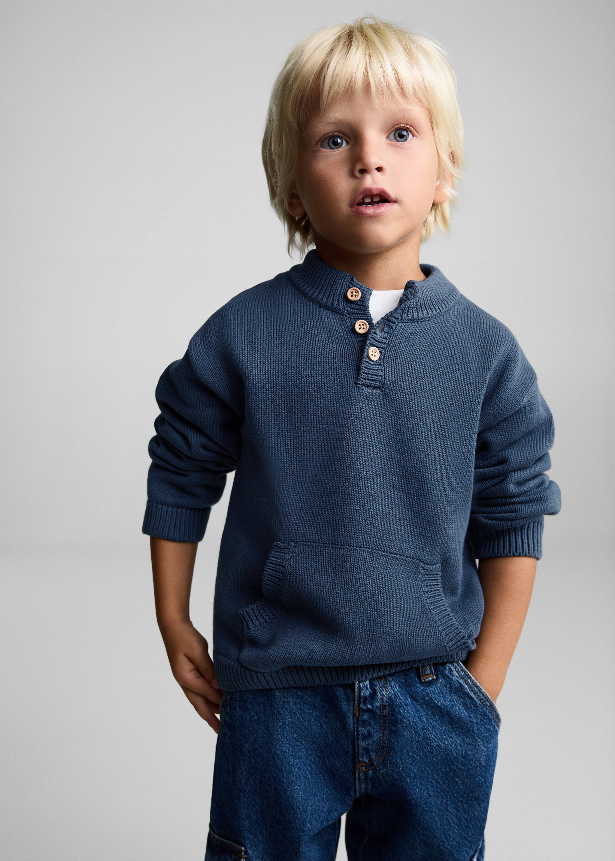 Kangaroo pocket knit sweater - Medium plane