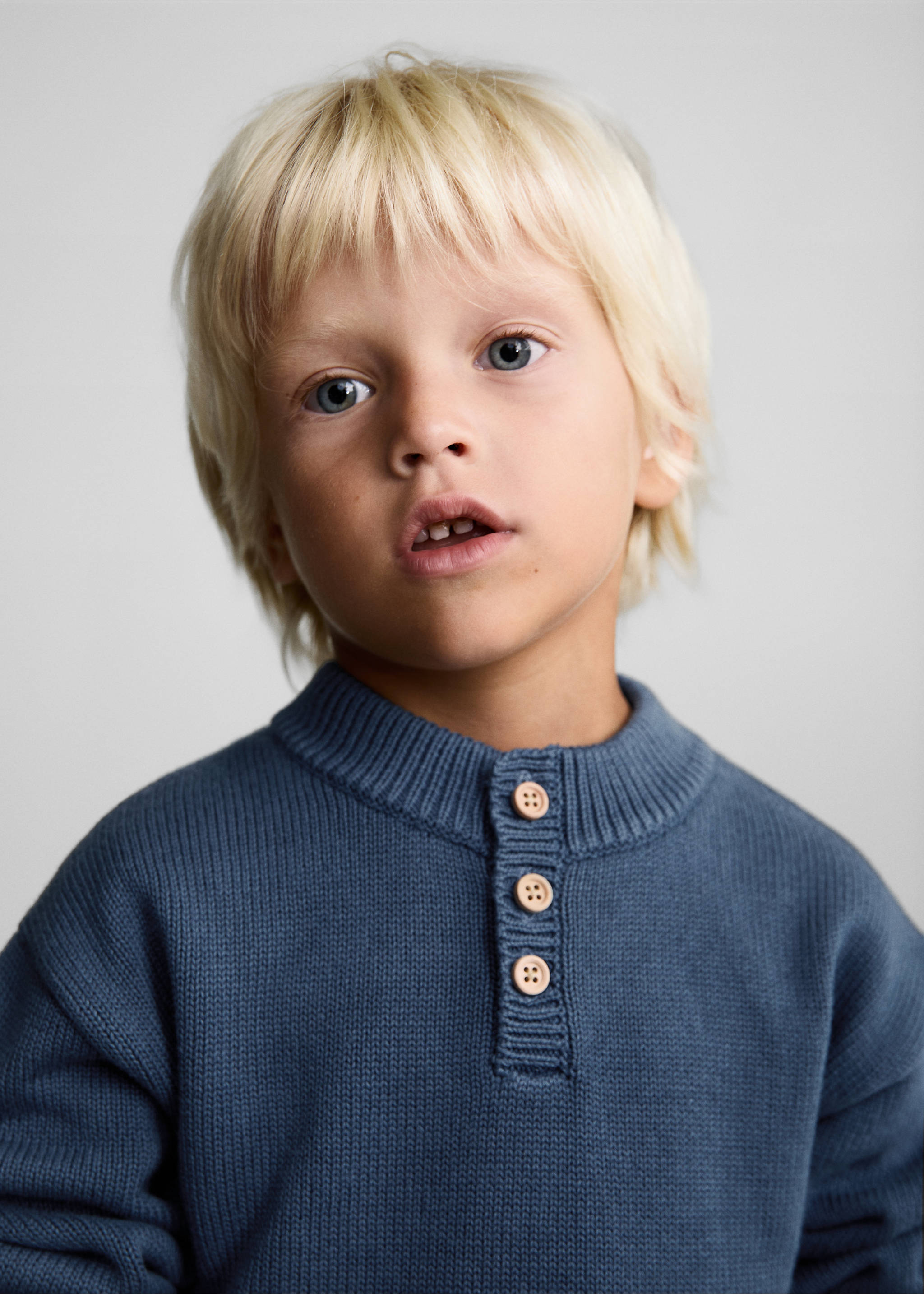 Pull-over maille poche kangourou - Détail de l'article 1, Bleu indigo. Ref: 77044777-00.