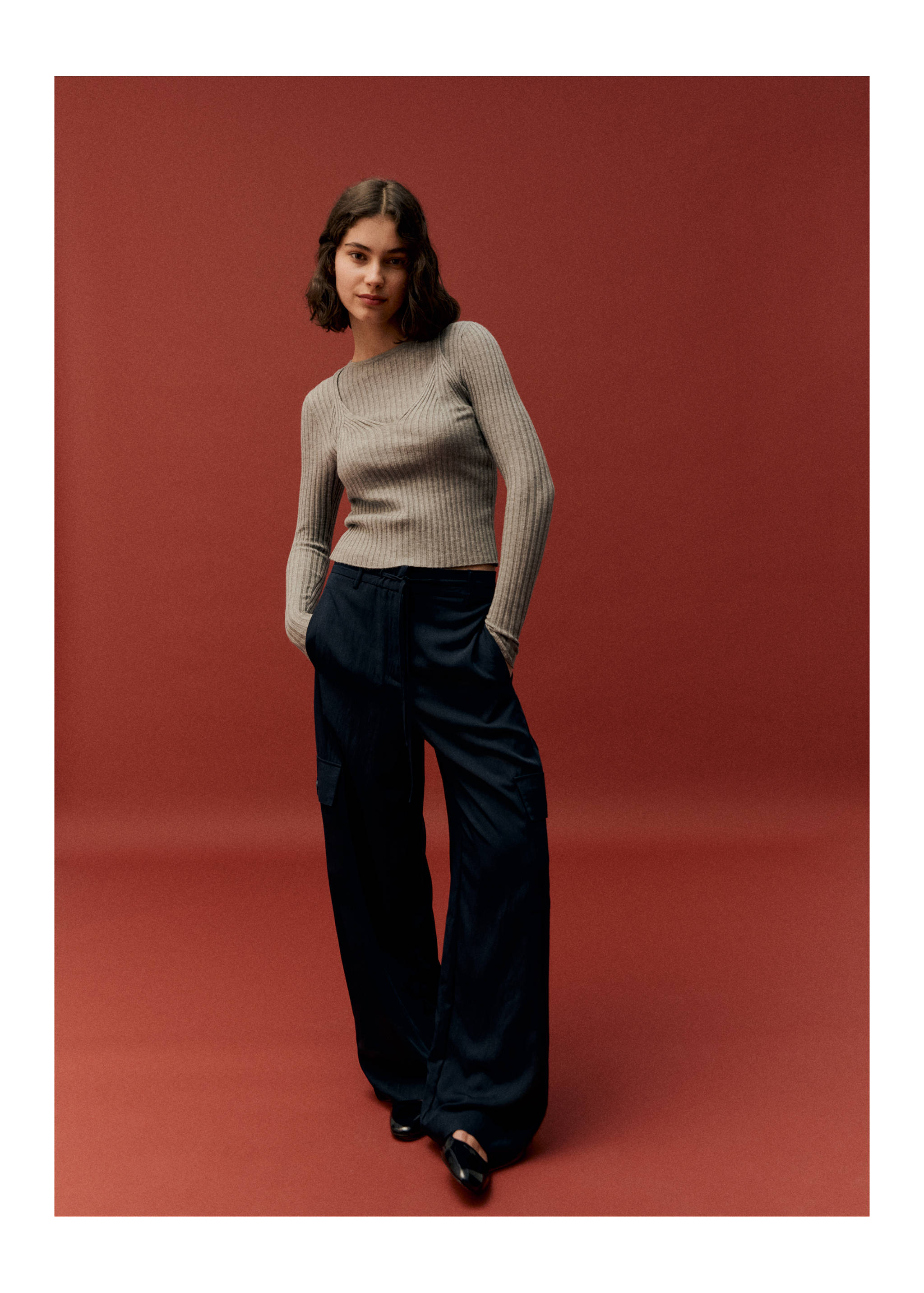 Flowy cargo pants - Details of the article 5