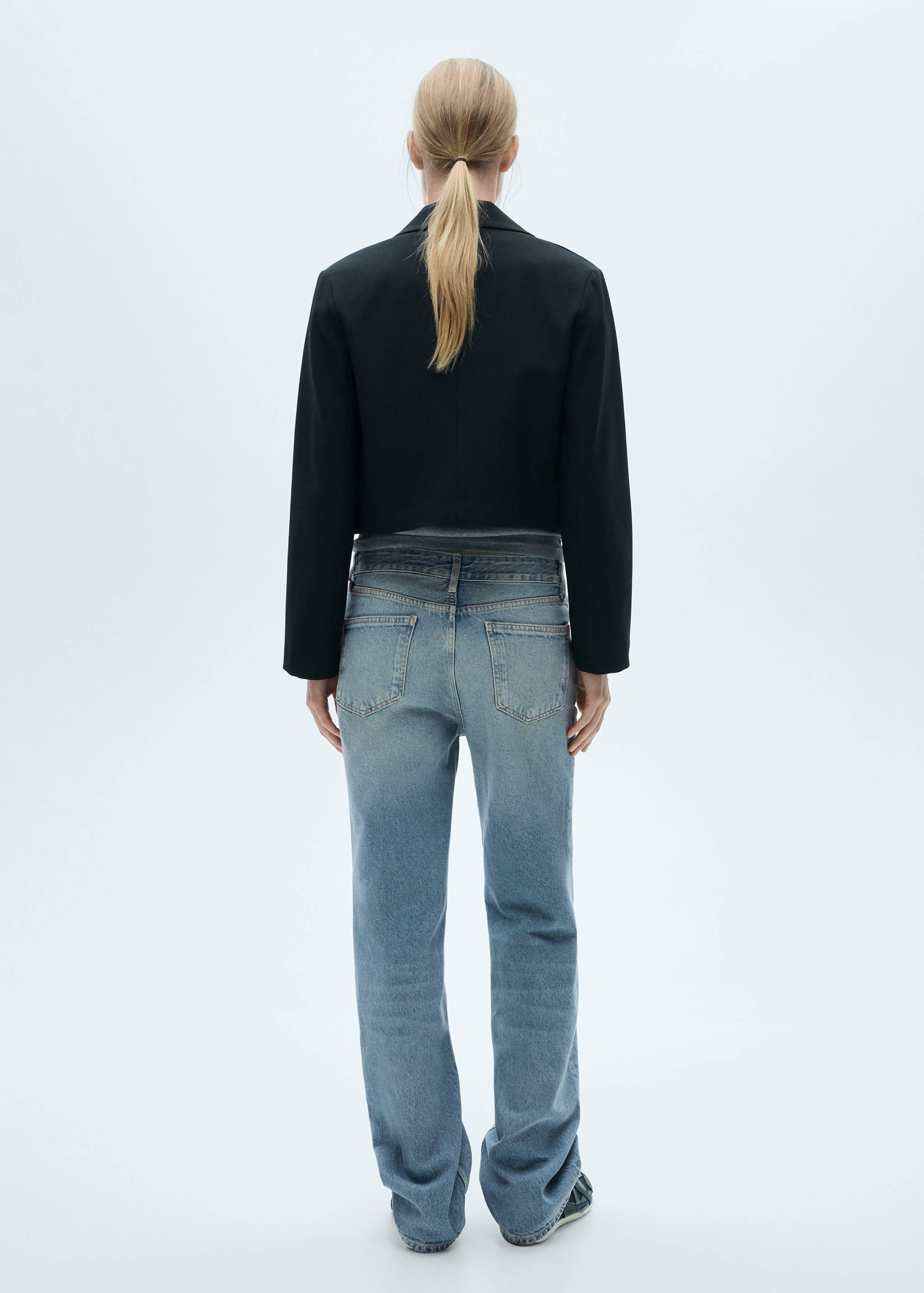 Straight low-waist jeans - Reverse of the article