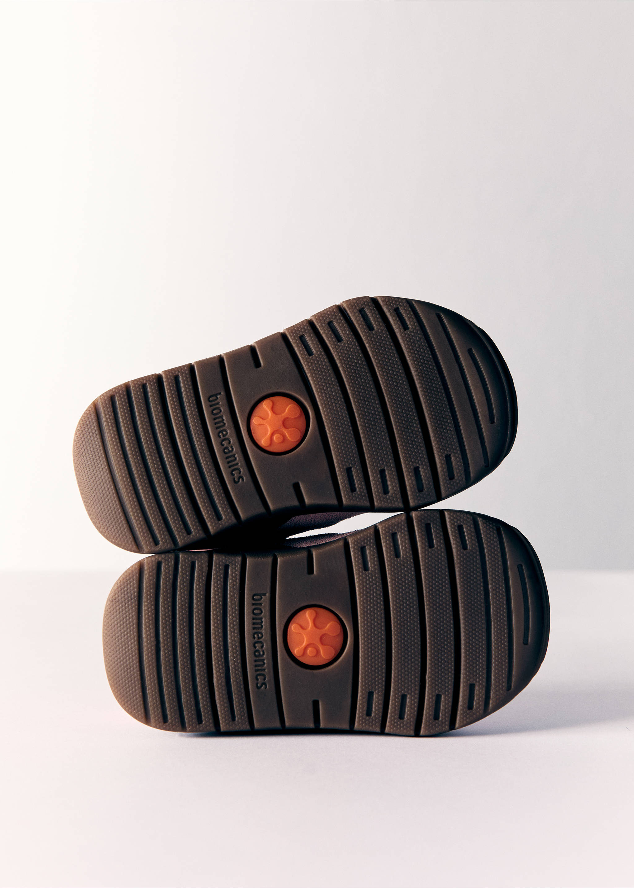Biomecanics sports skin - Details of the article 2, Pink. Ref: 77045153-00.