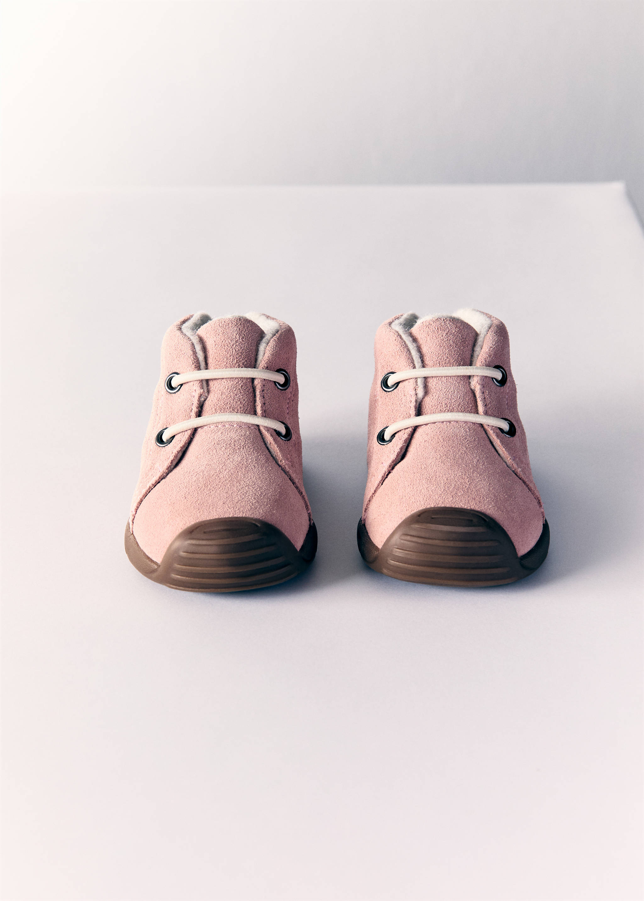 Deportiva piel biomecanics - Detalle del artículo 3