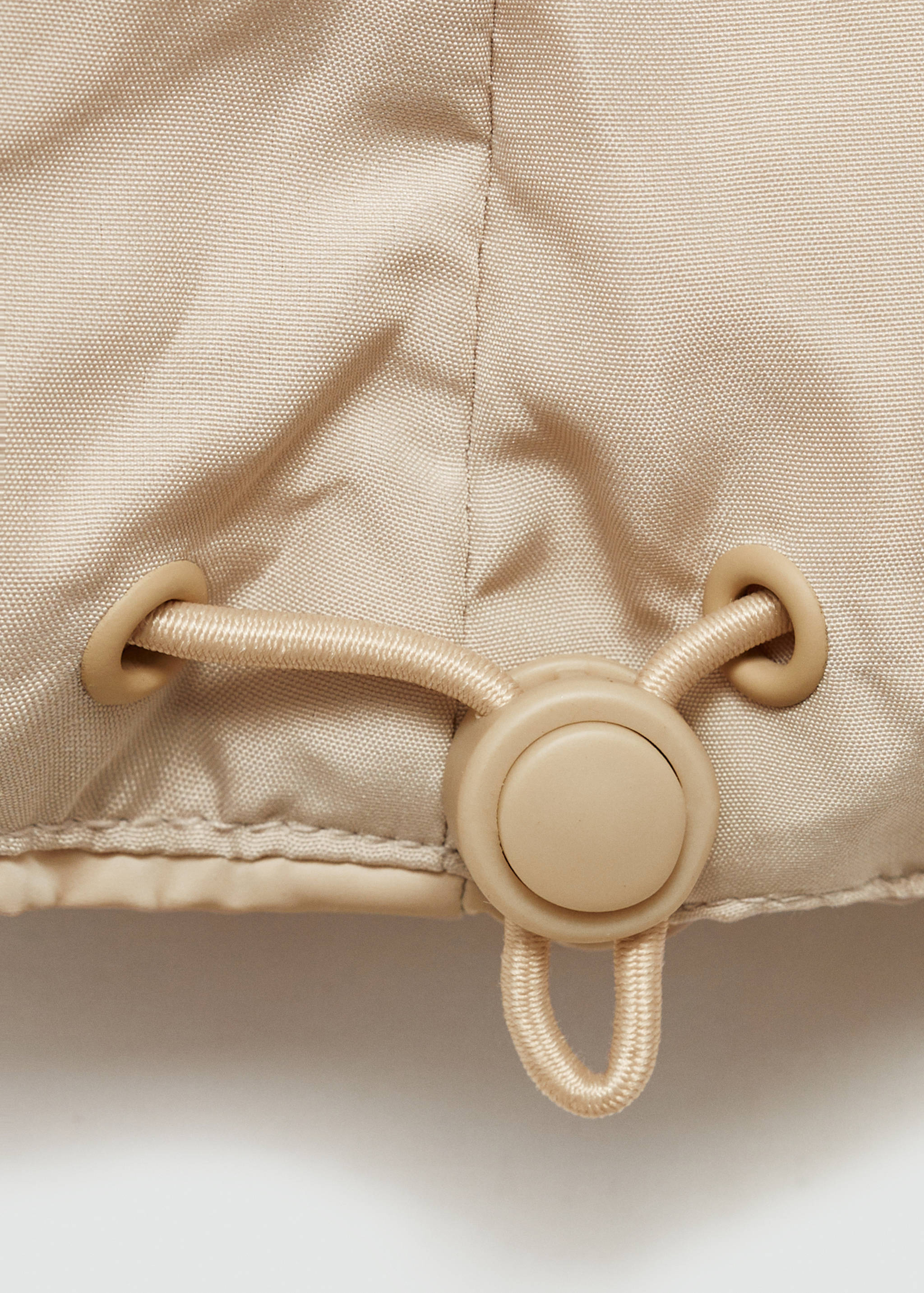 Quilted gilet with pockets - Details of the article 0