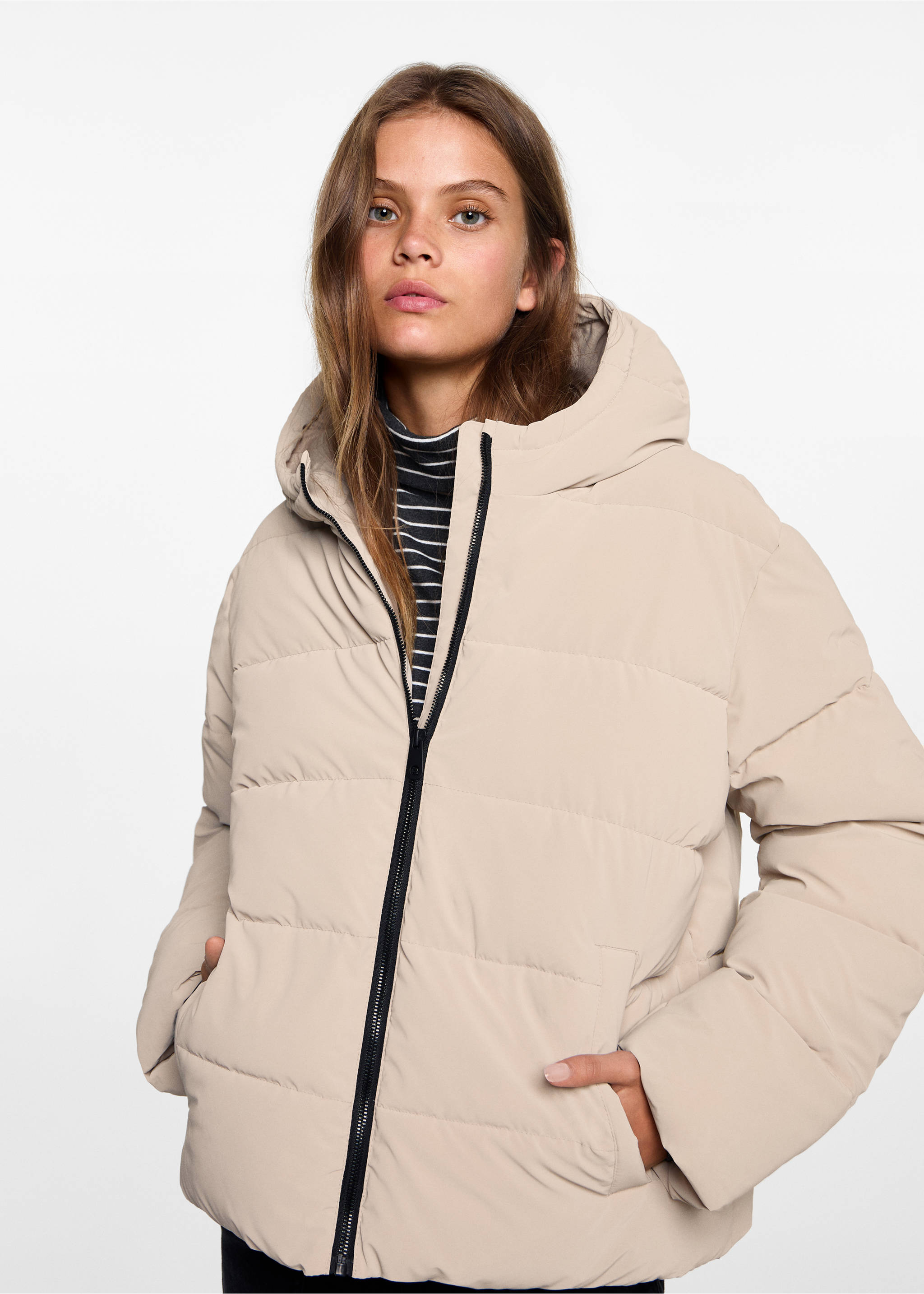 Gepolsterter Anorak mit Kapuze - Mittlere Ansicht, Beige. Ref: 77045630-00.