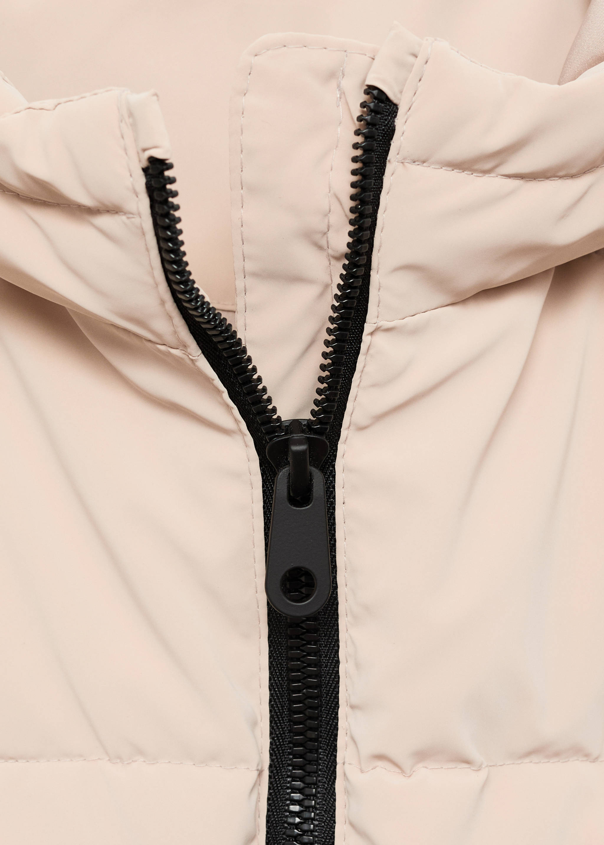 Gepolsterter Anorak mit Kapuze - Detail des Artikels 8