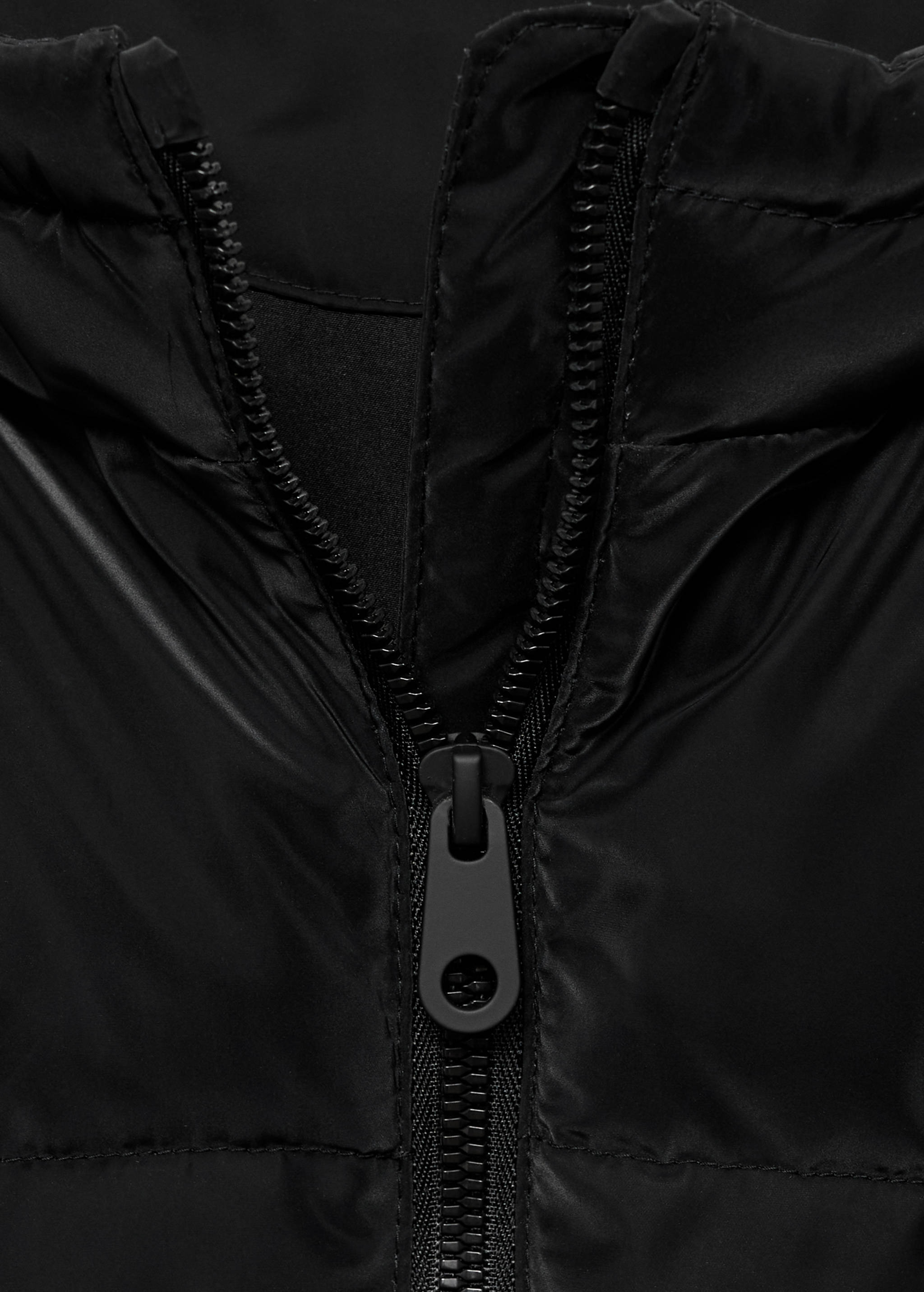 Gepolsterter Anorak mit Kapuze - Detail des Artikels 8