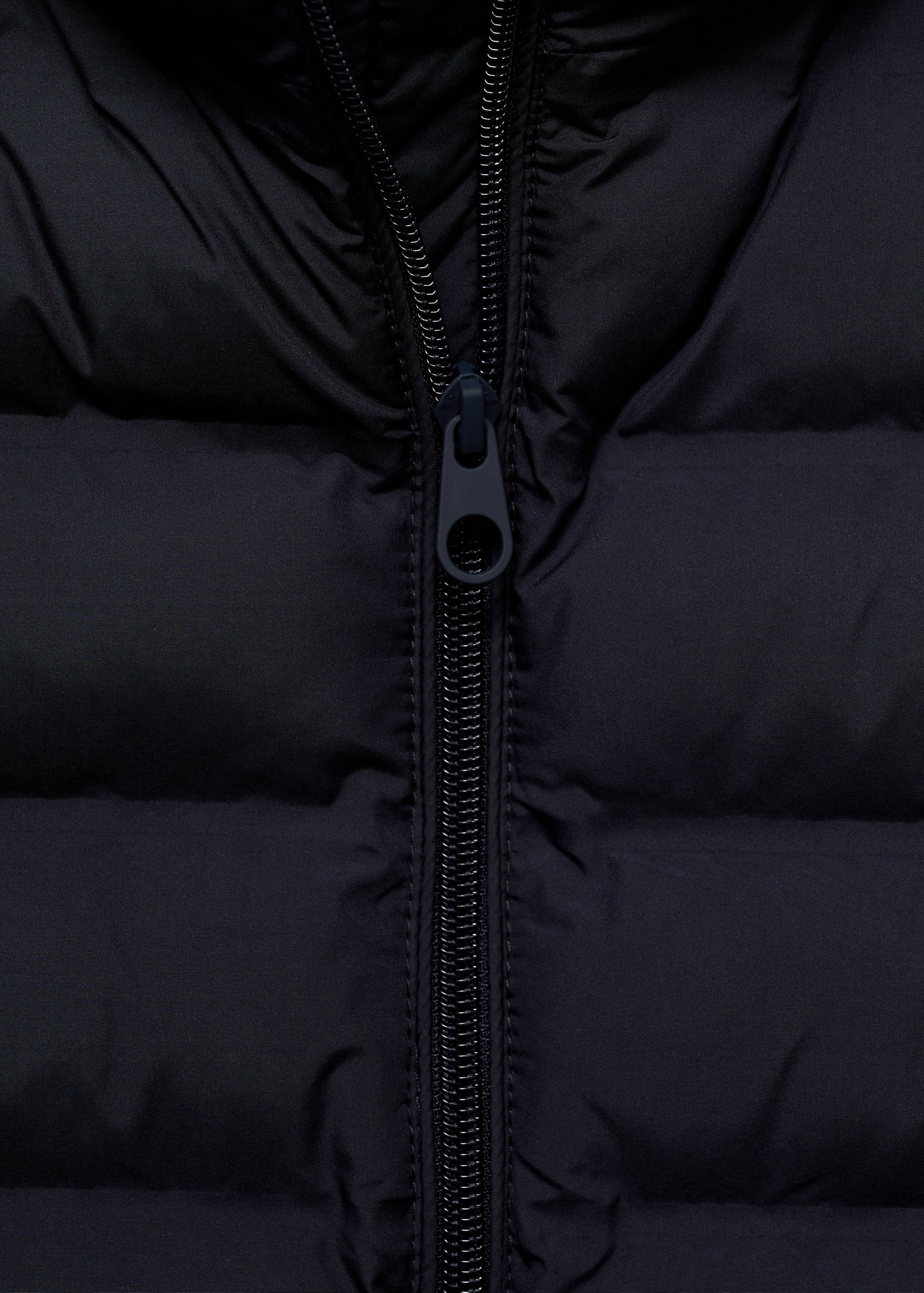 Quilted gilet - Details of the article 8