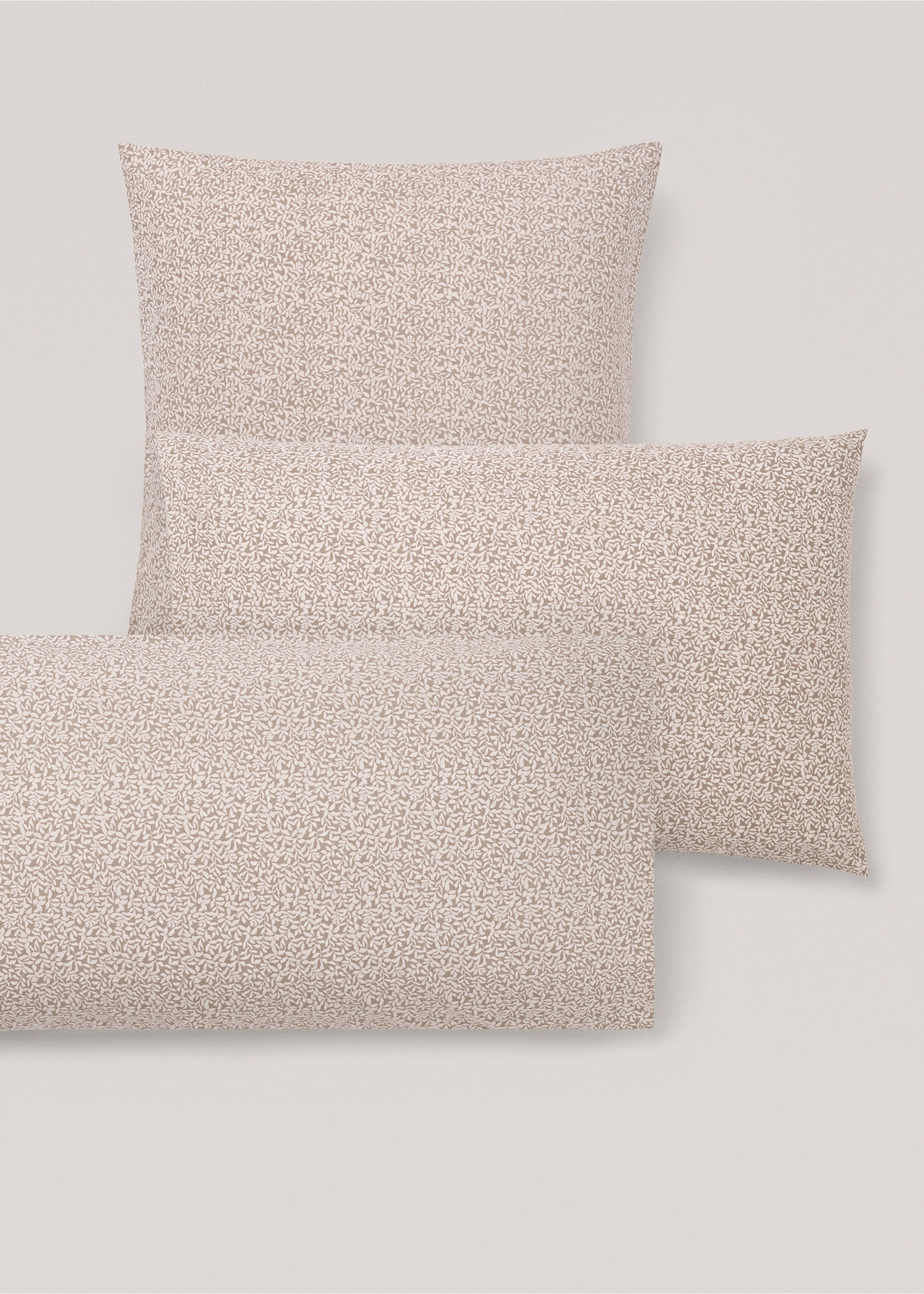 Micro-flower print pillowcase 60x60cm - Details of the article 4, Medium Brown. Ref: 77045635-00.