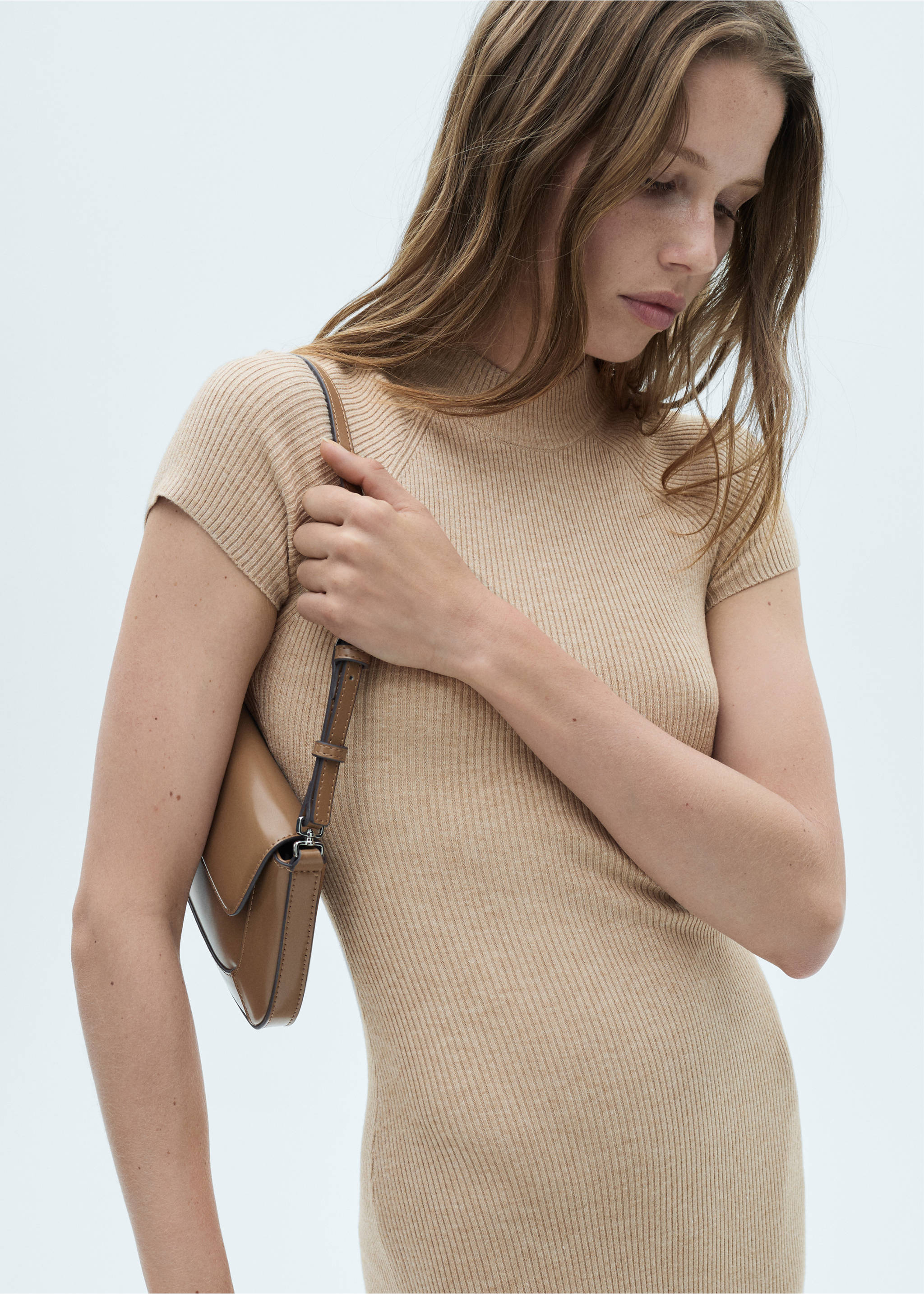 Rippkleid mit halbhohem Kragen - Mittlere Ansicht, Hellgrau/Pastellgrau. Ref: 77045646-00.