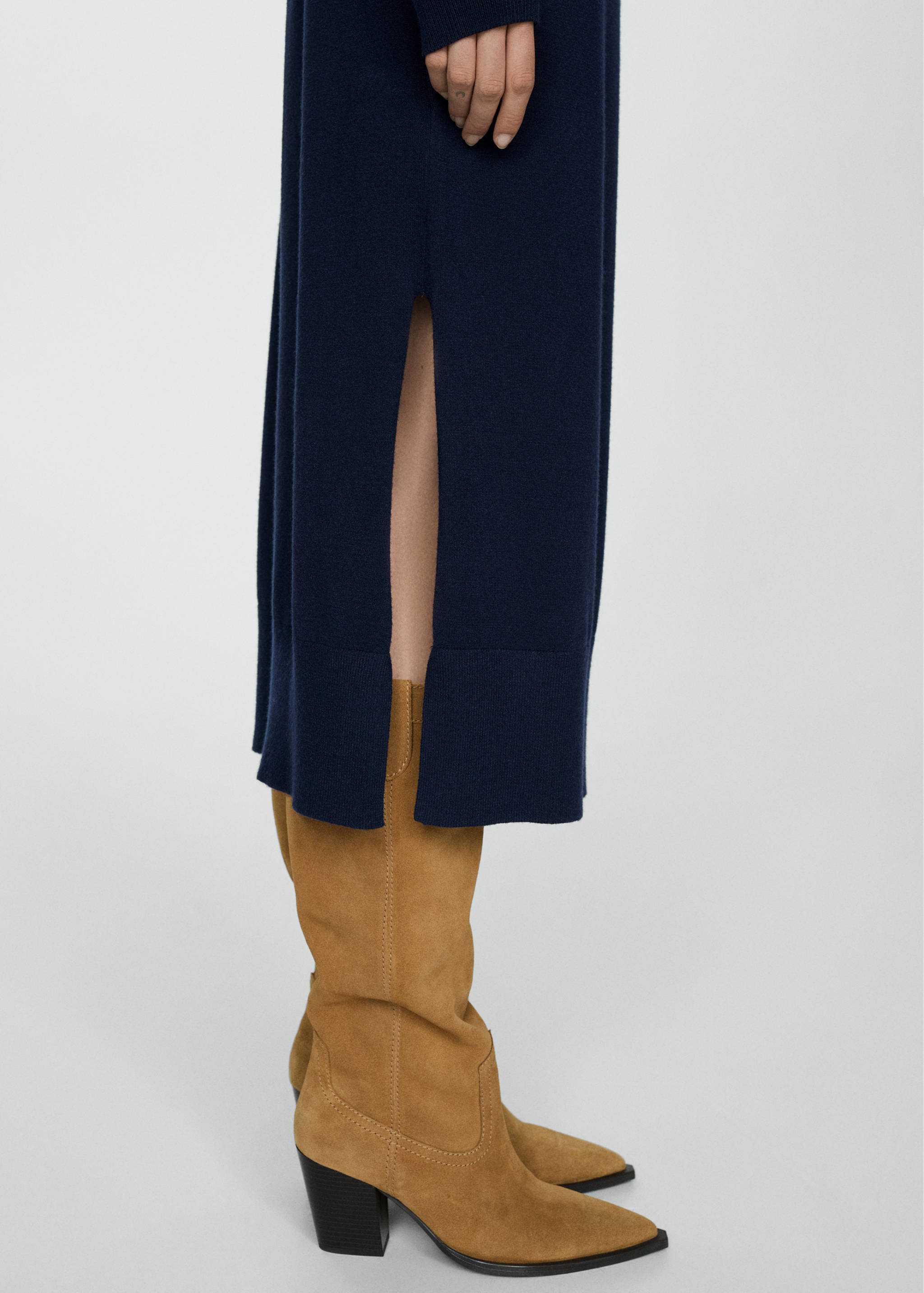 Round-neck knitted dress - Details of the article 6