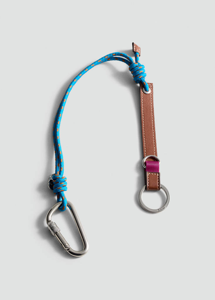 Carabiner keyring with combination - Women | MANGO OUTLET Romania