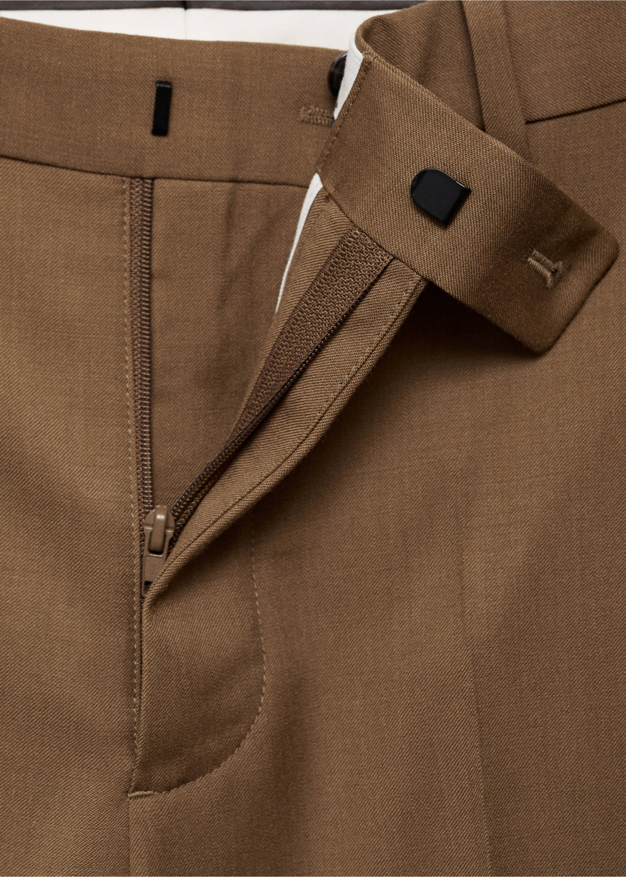 100% virgin wool slim-fit suit trousers - Details of the article 8, Brown. Ref: 77045970-00.