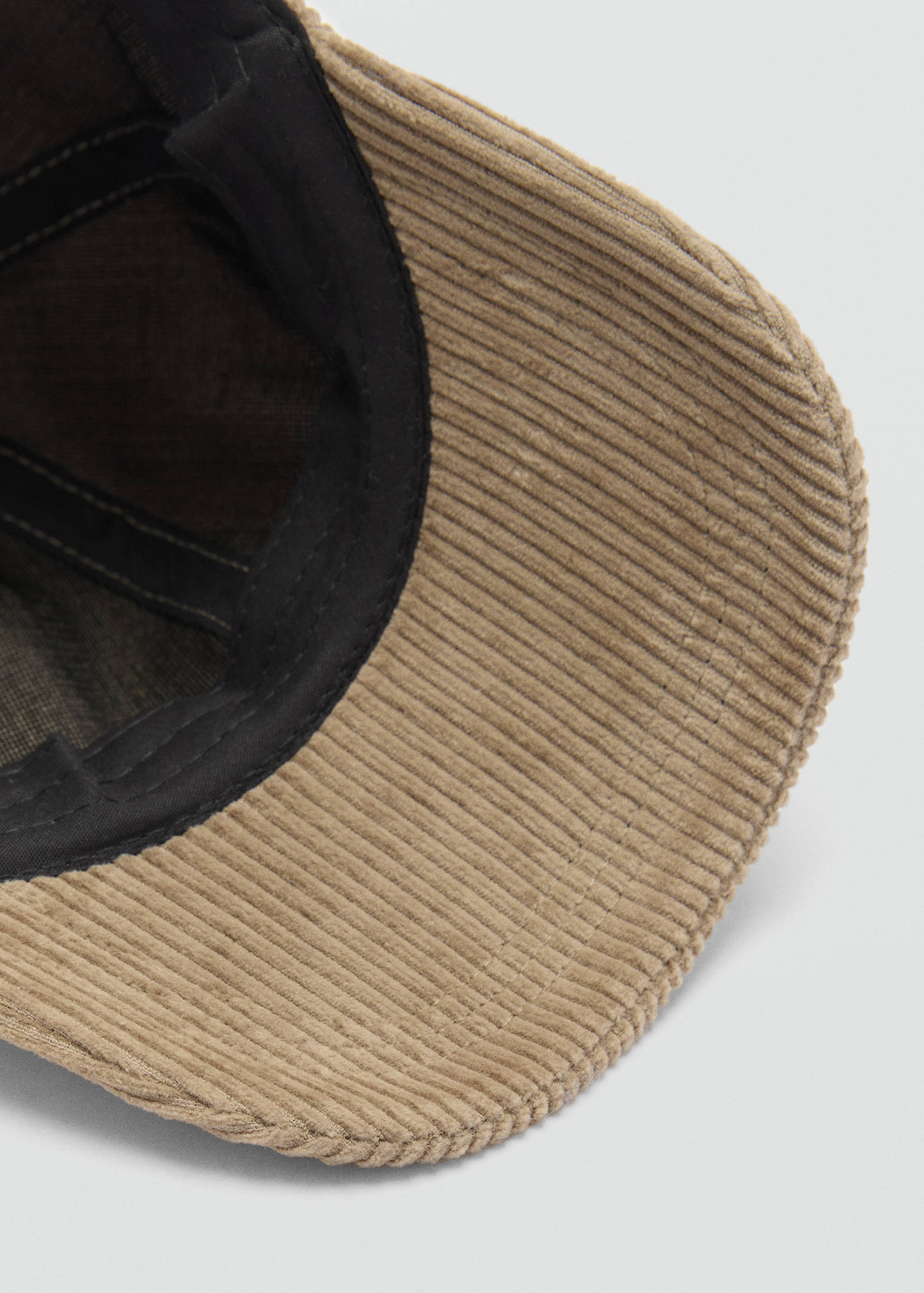 Corduroy pet - Detail van het artikel 2