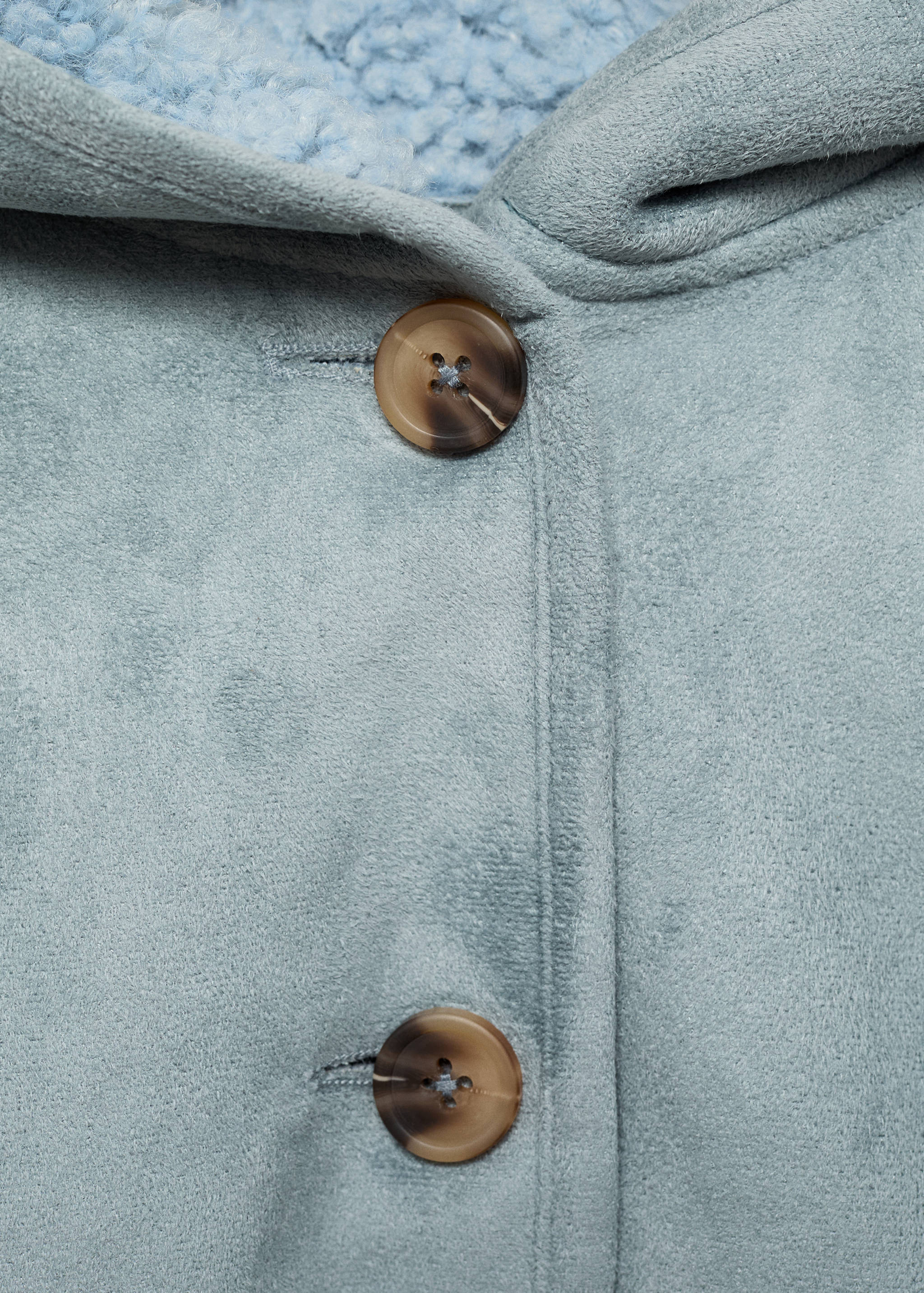 Coat with shearling-effect lining - Details of the article 8