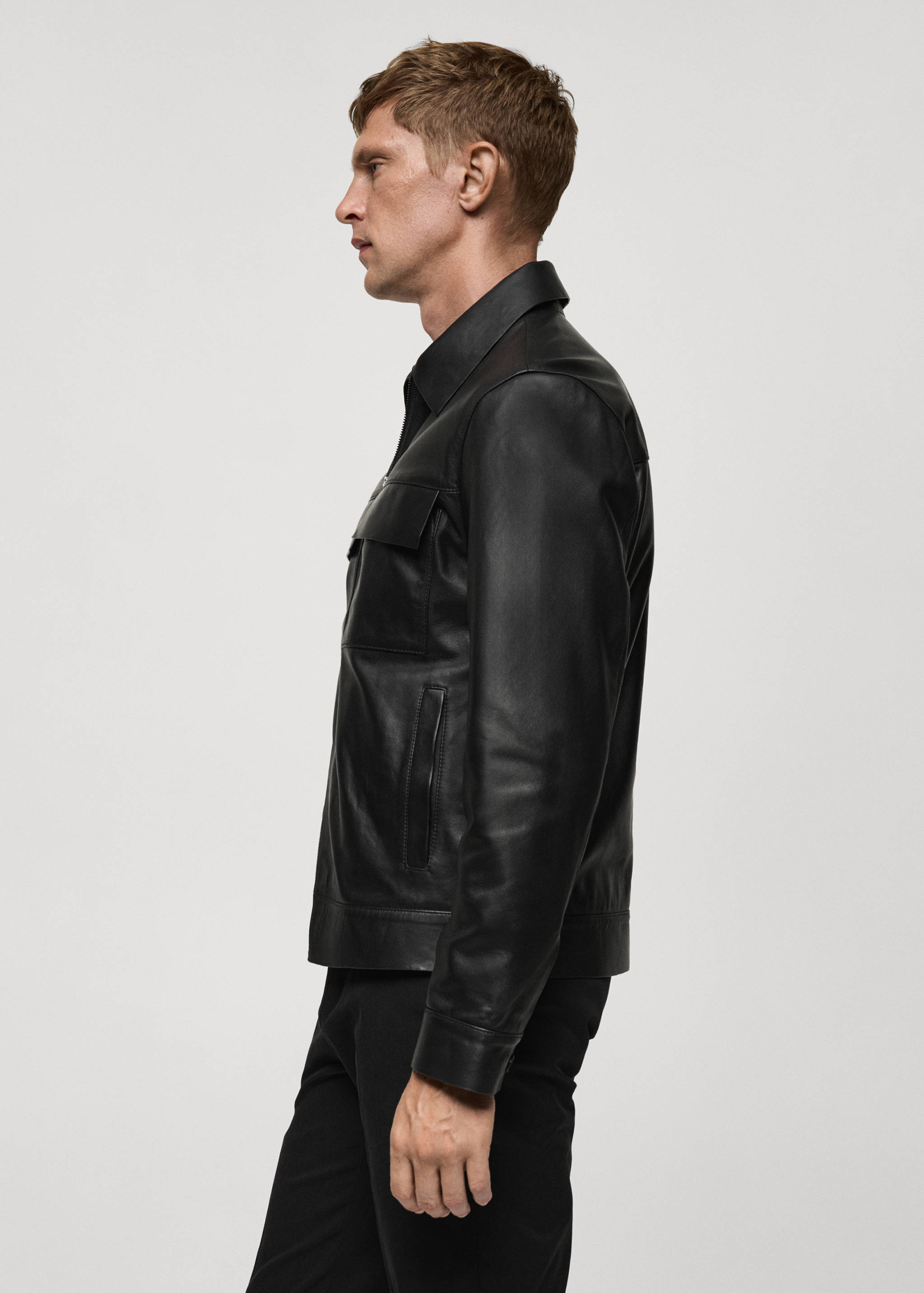 100% leather jacket with pockets - Details of the article 2
