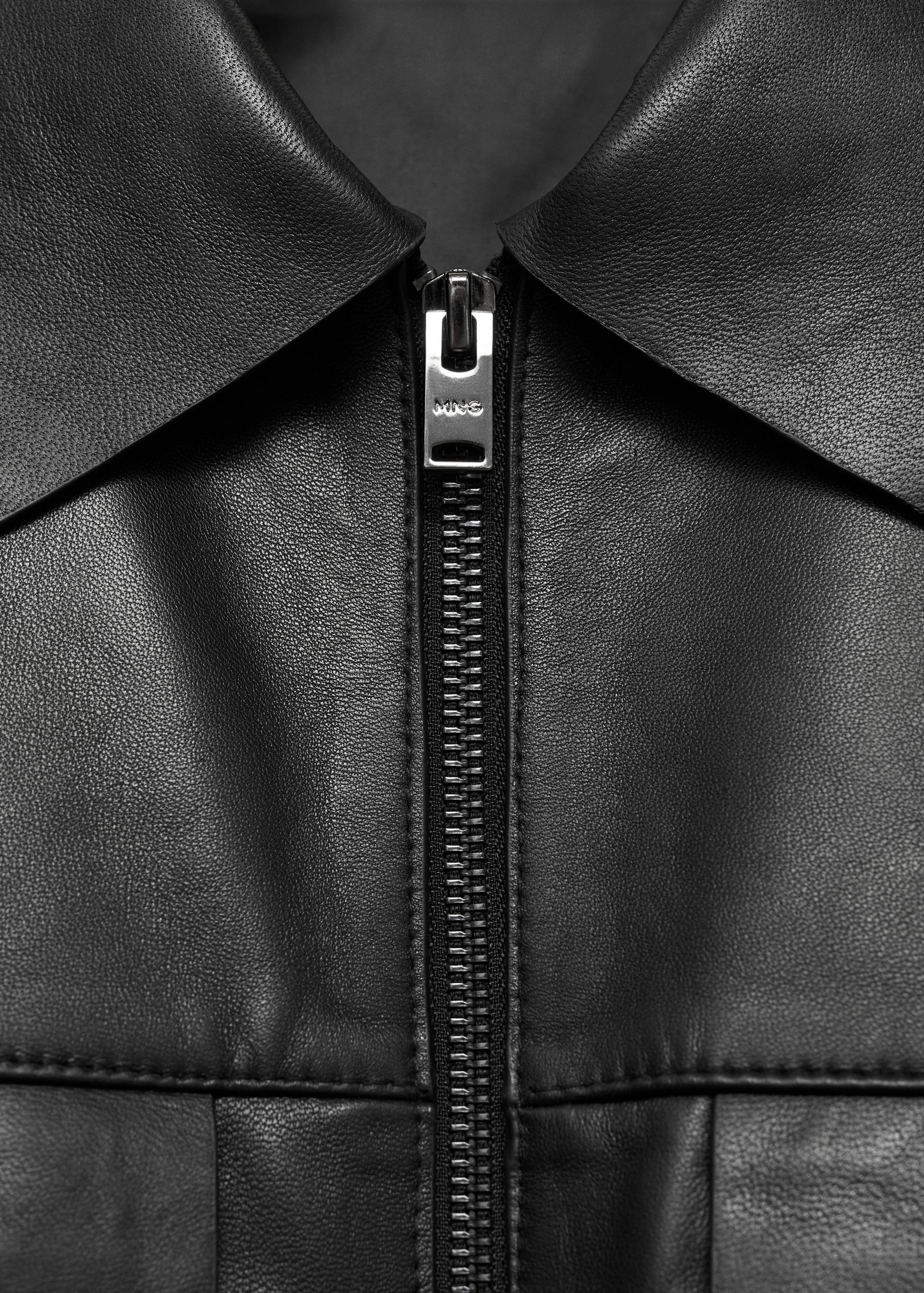 100% leather jacket with pockets - Details of the article 8