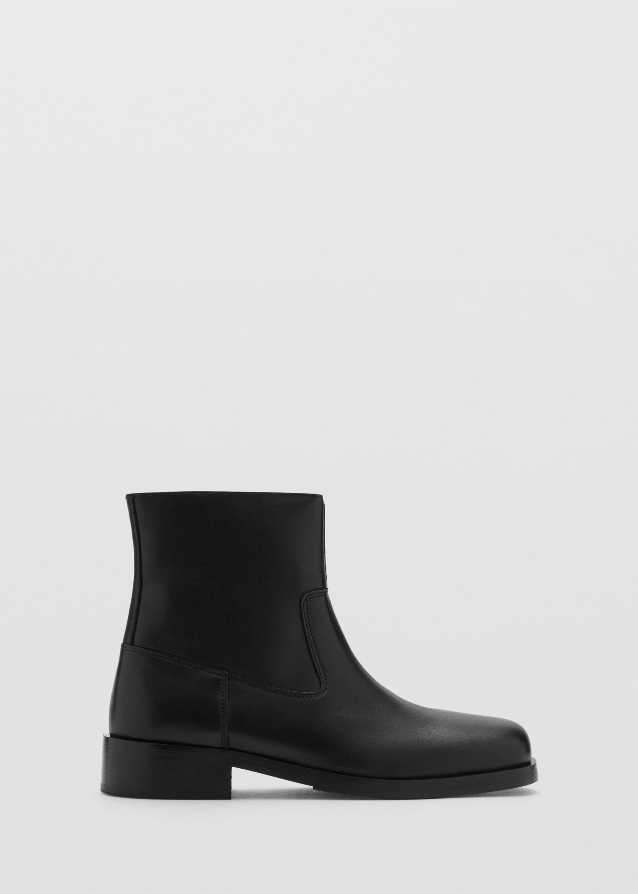 Squared toe leather ankle boots - Article without model, Black. Ref: 77046006-00.
