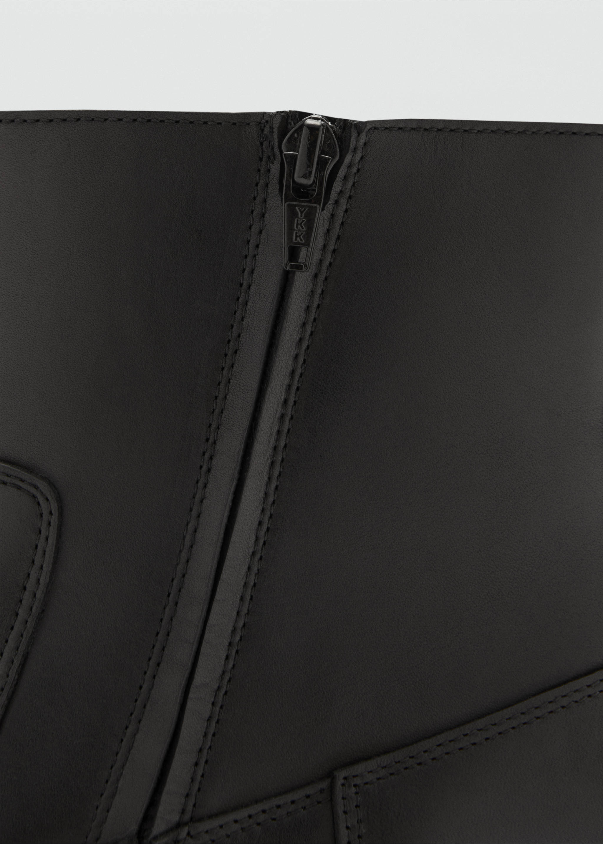 Squared toe leather ankle boots - Details of the article 3, Black. Ref: 77046006-00.