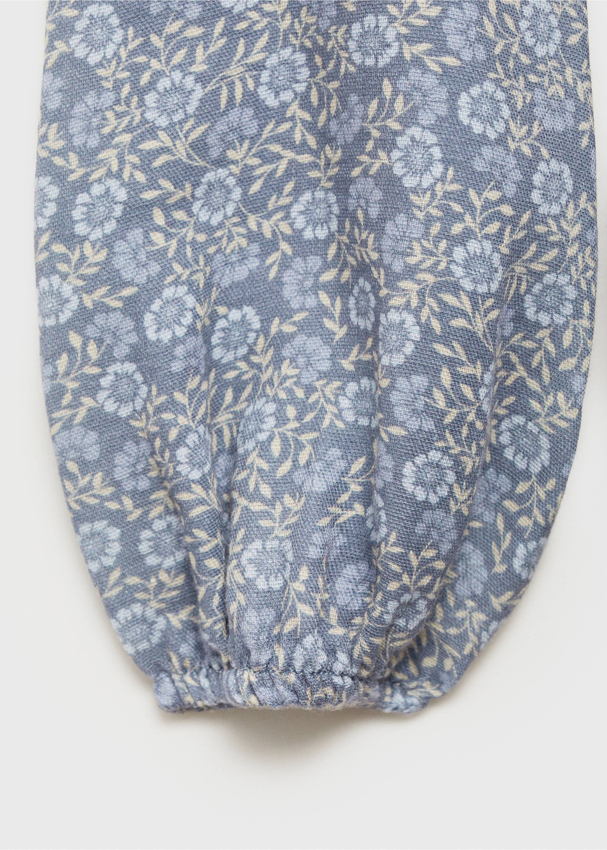 Buttoned flowers dress - Details of the article 0, Blue. Ref: 77046341-00.