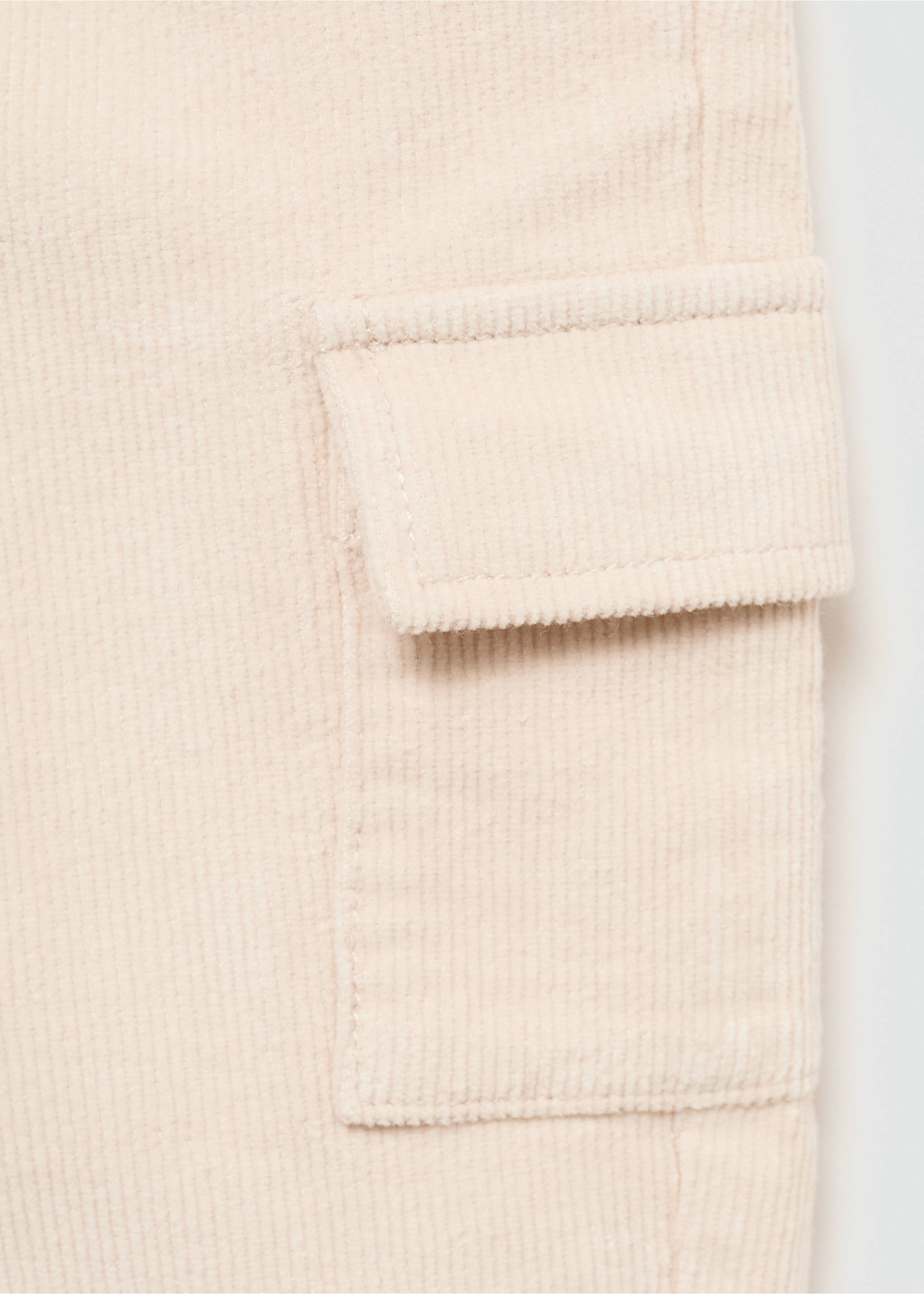 Corduroy cargo trousers - Details of the article 8, Ecru. Ref: 77046724-00.