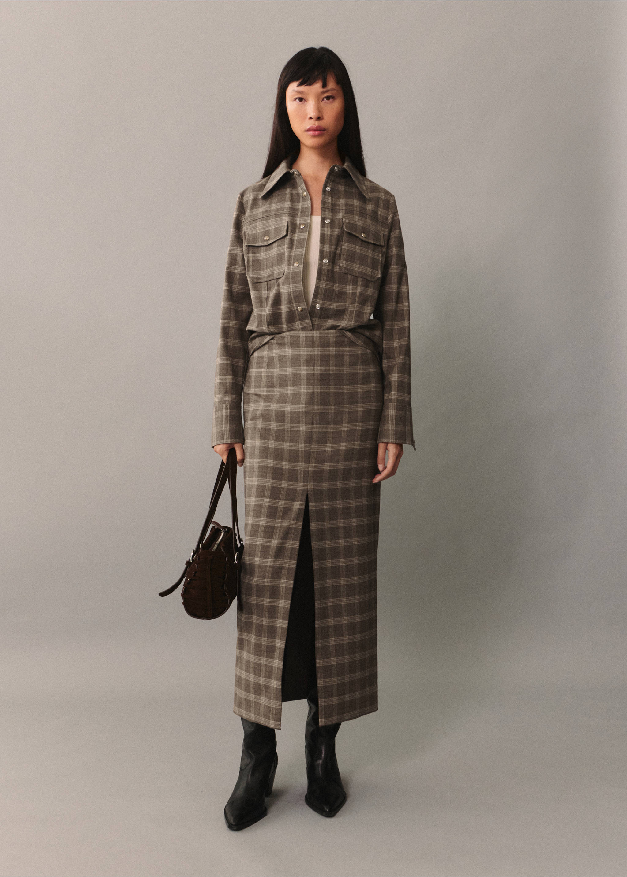 Kariertes Overshirt mit Taschen - Allgemeine Ansicht, Beige. Ref: 77046727-00.