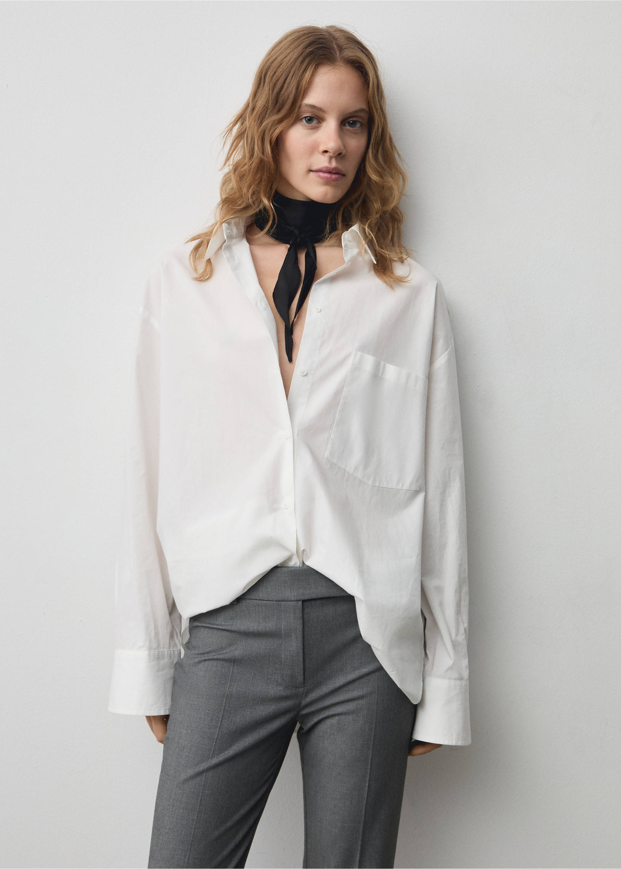 Pantalon évasé taille normale - Détail de l'article 1, Gris. Ref: 77046745-00.
