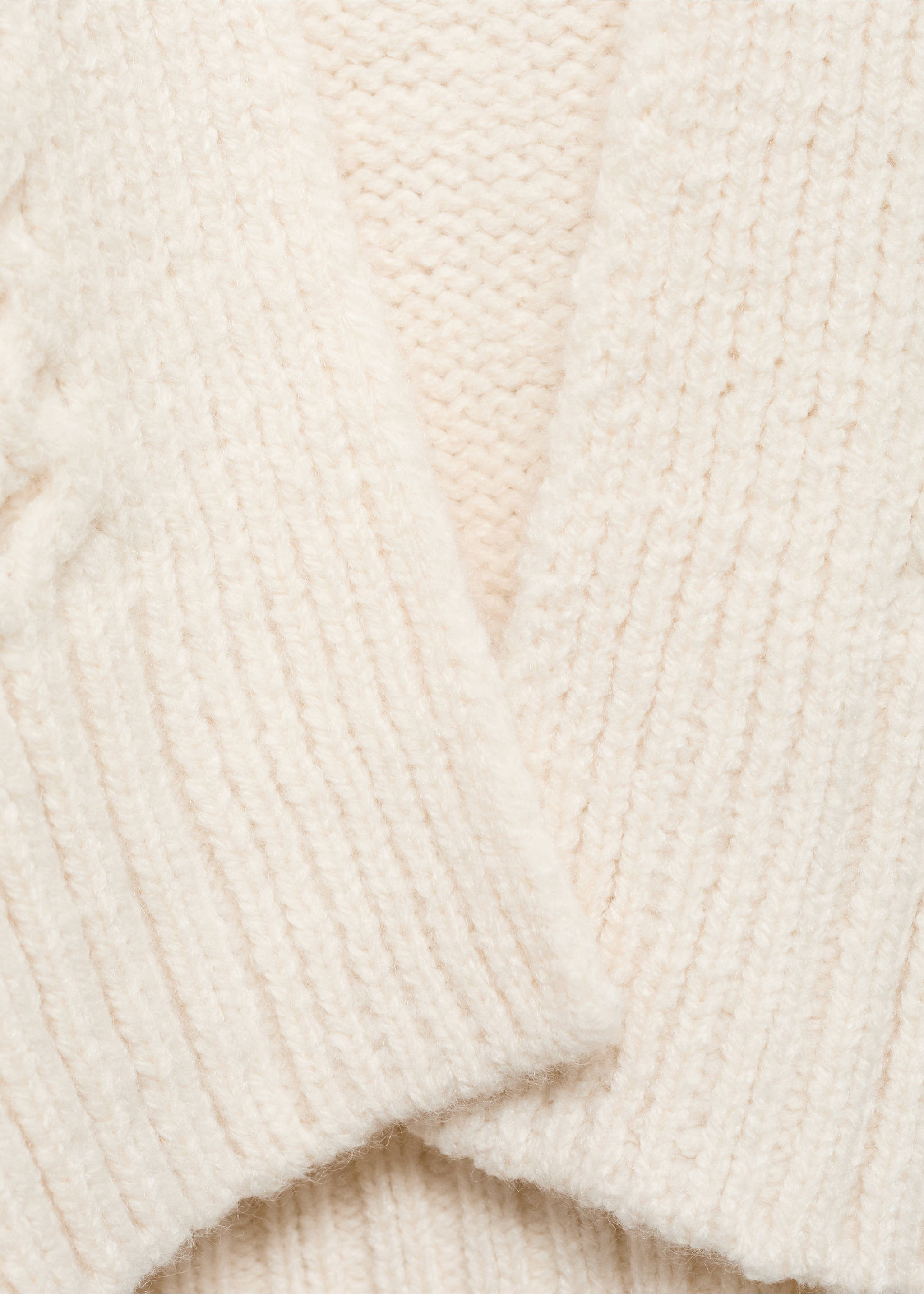 Càrdigan punt trenat serrells - Detall de l'article 8, Cru. Ref: 77046746-00.