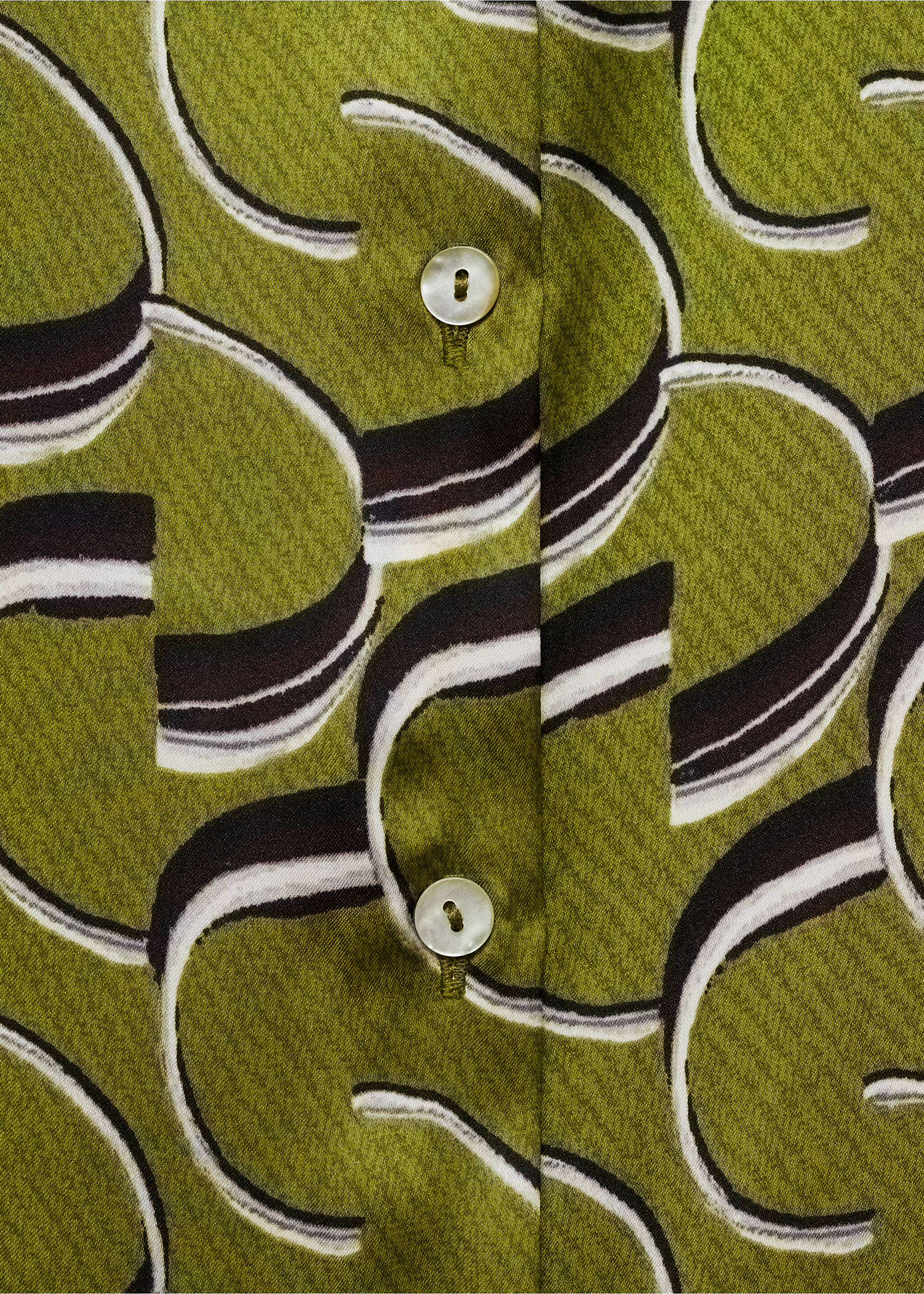 Satin print shirt - Details of the article 0, Green. Ref: 77046751-00.