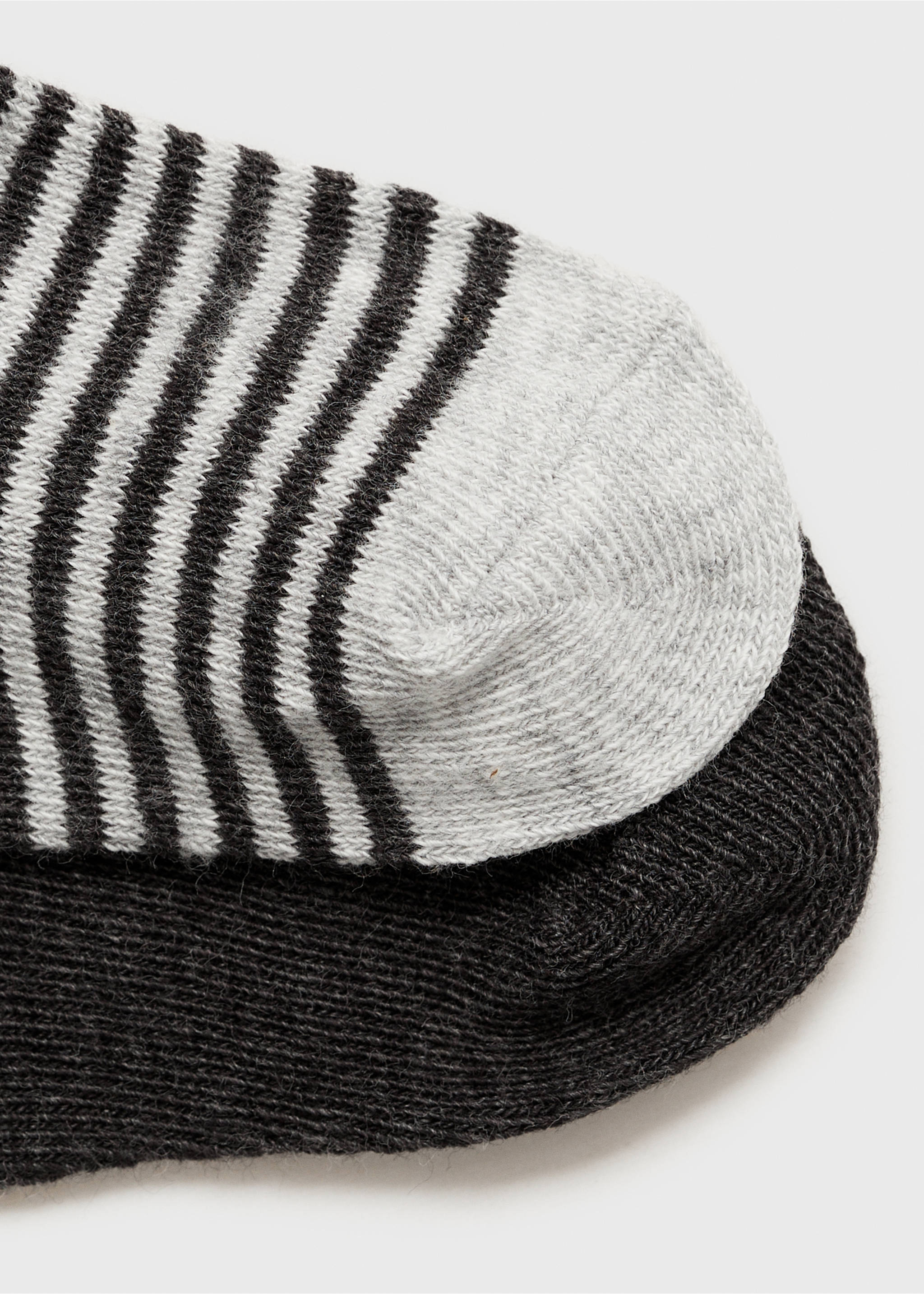Zweierpack Socken im Muster-Mix - Detail des Artikels 0, Anthrazit. Ref: 77046754-00.