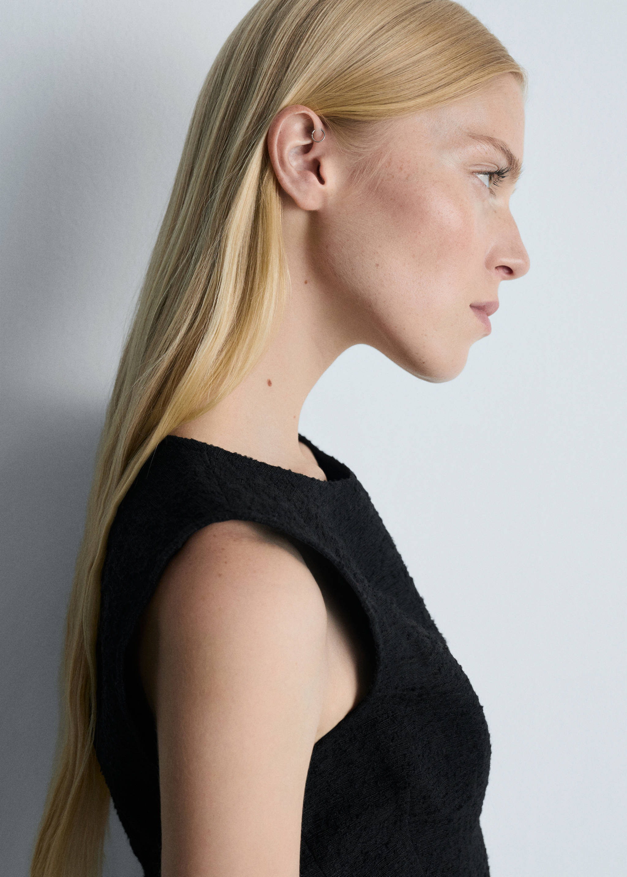 Tailored short dress - Details of the article 1