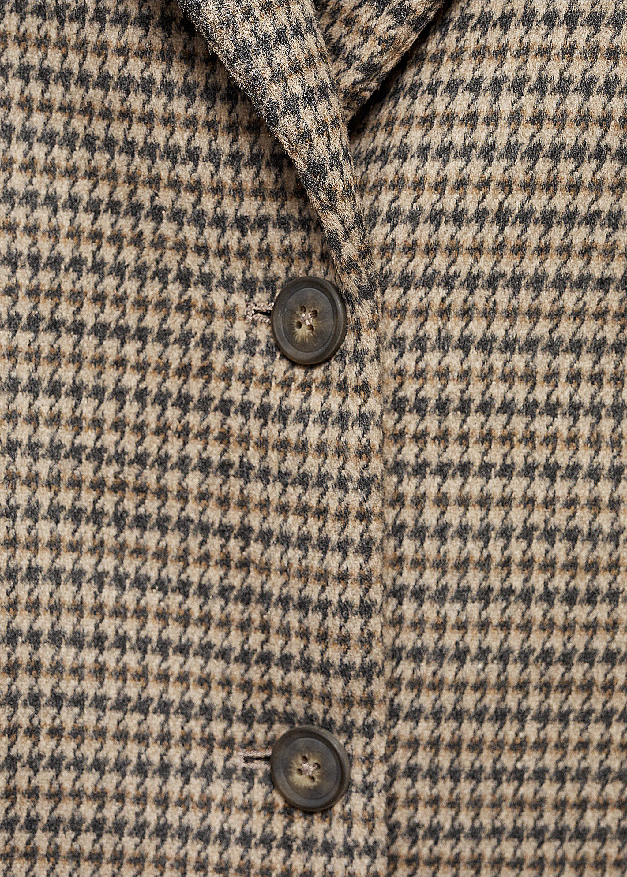 Houndstooth coat - Details of the article 8, Medium Brown. Ref: 77047112-00.