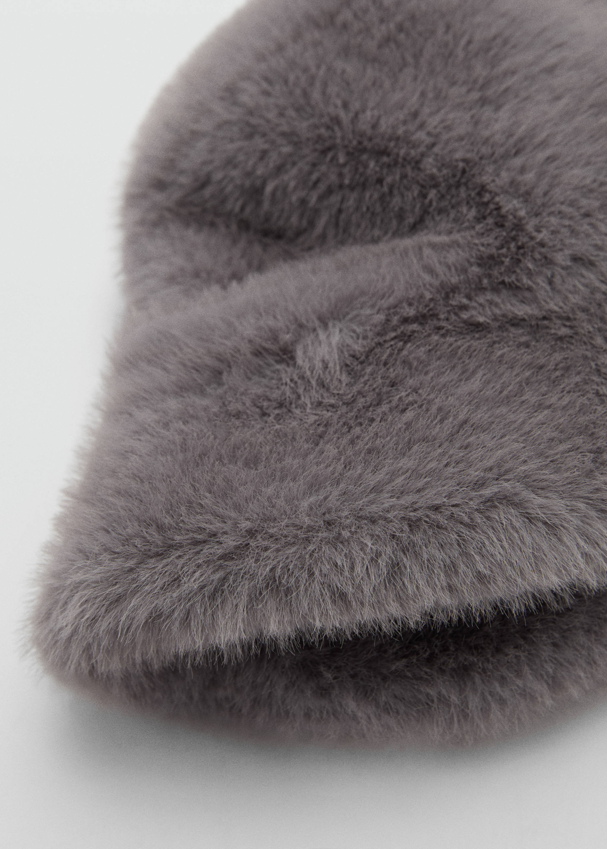 Gorro bucket efecto pelo - Detalle del artículo 1