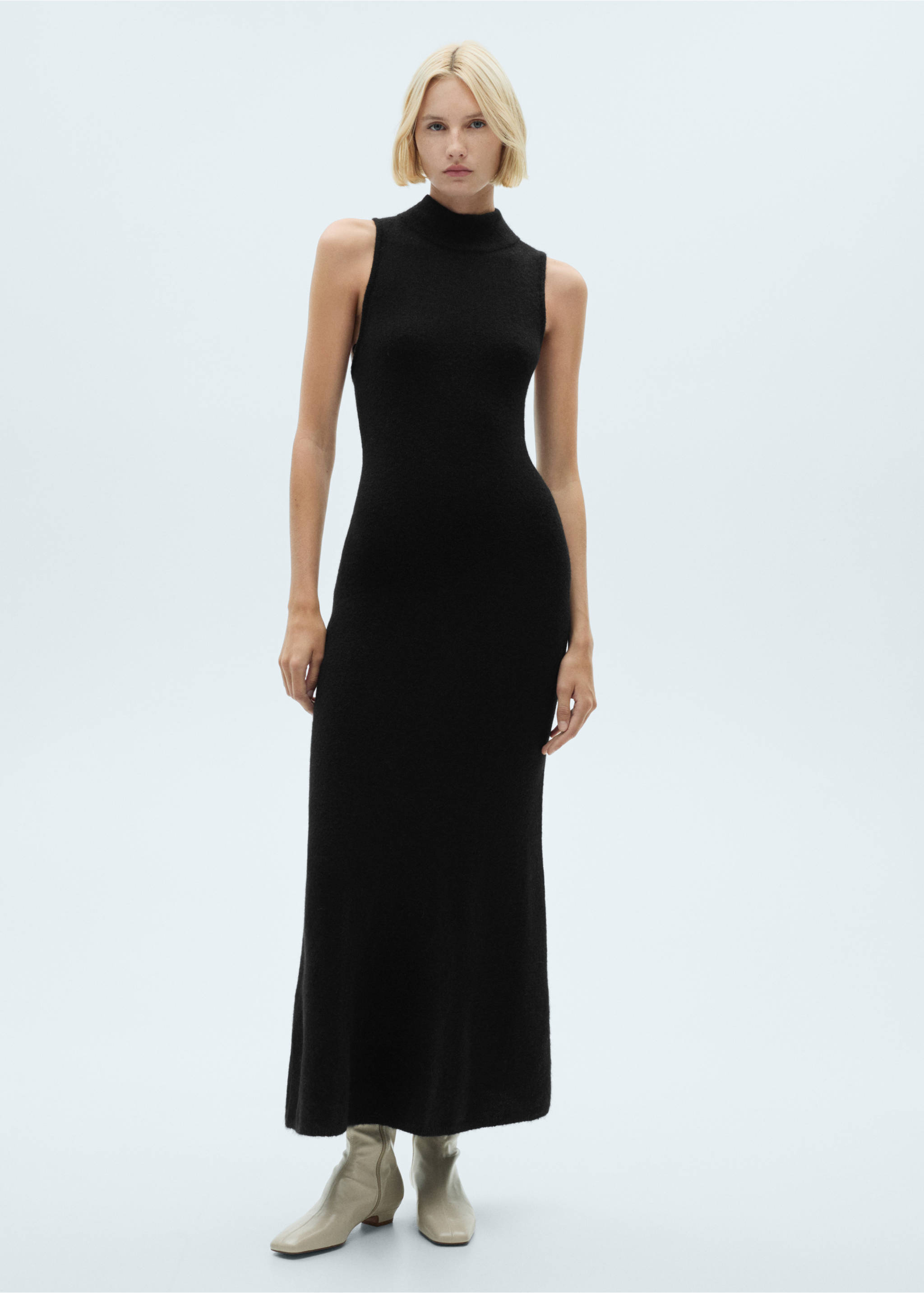 Rückenfreies Strickkleid - Allgemeine Ansicht, Schwarz. Ref: 77047662-00.