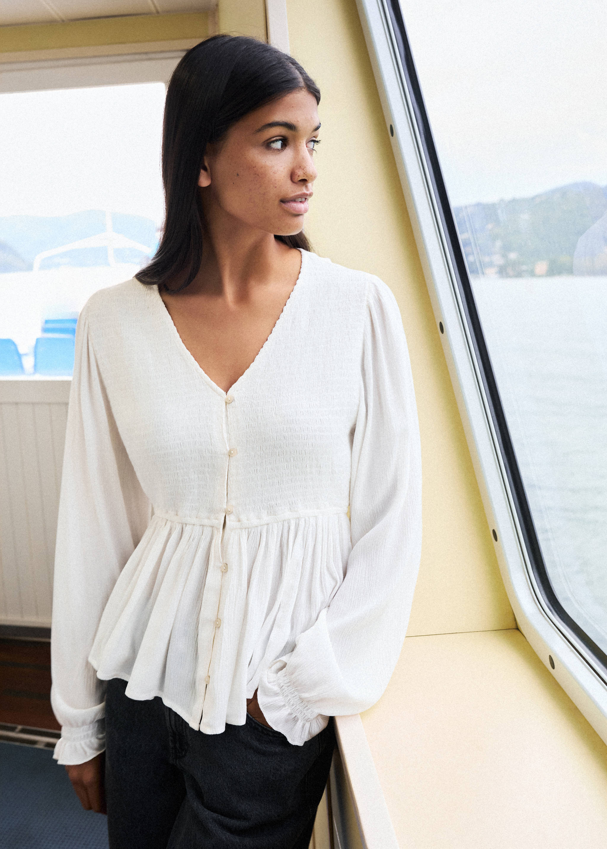 Ruched flowing blouse - Details of the article 5