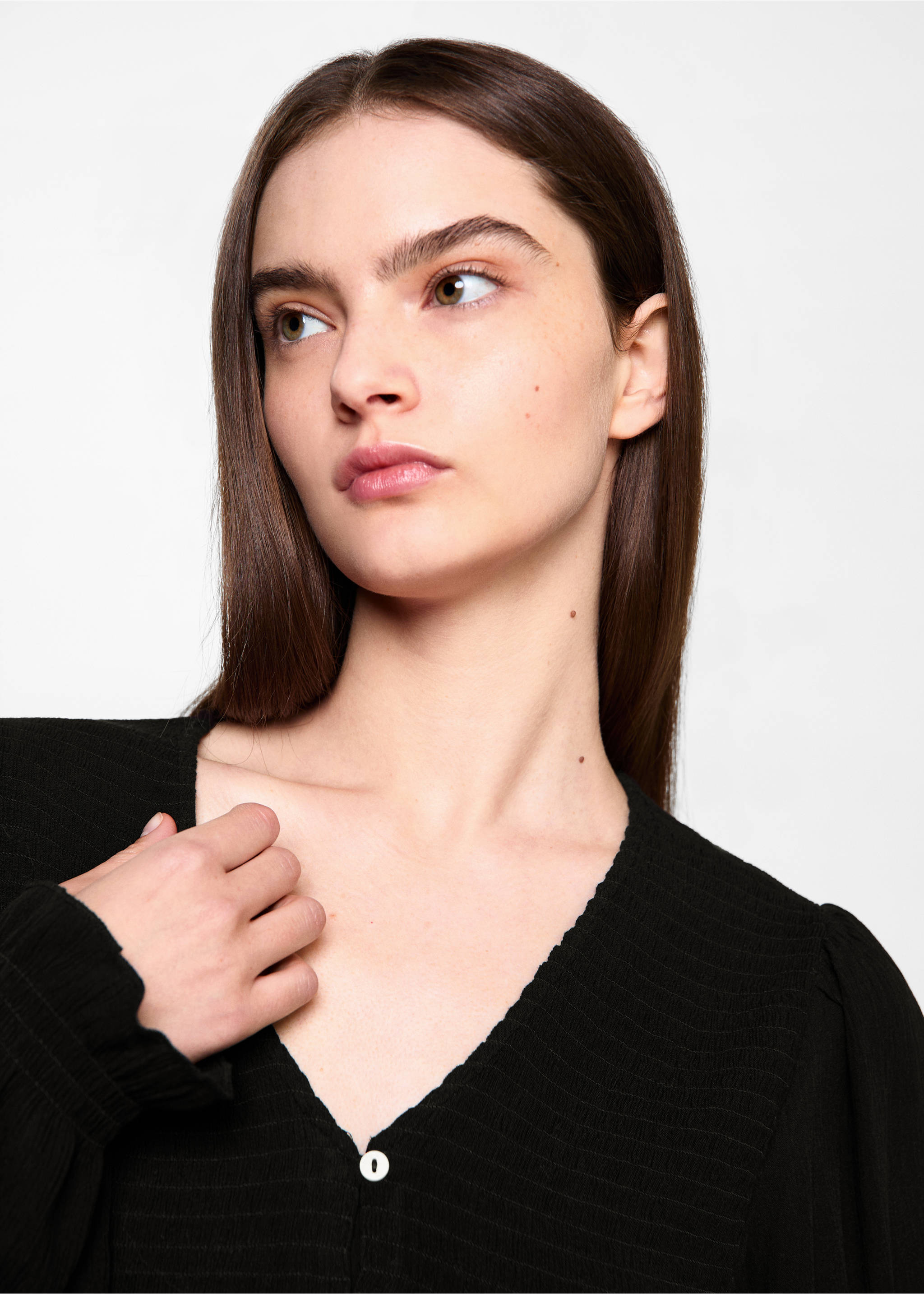 Ruched flowing blouse - Details of the article 1, Black. Ref: 77047672-00.