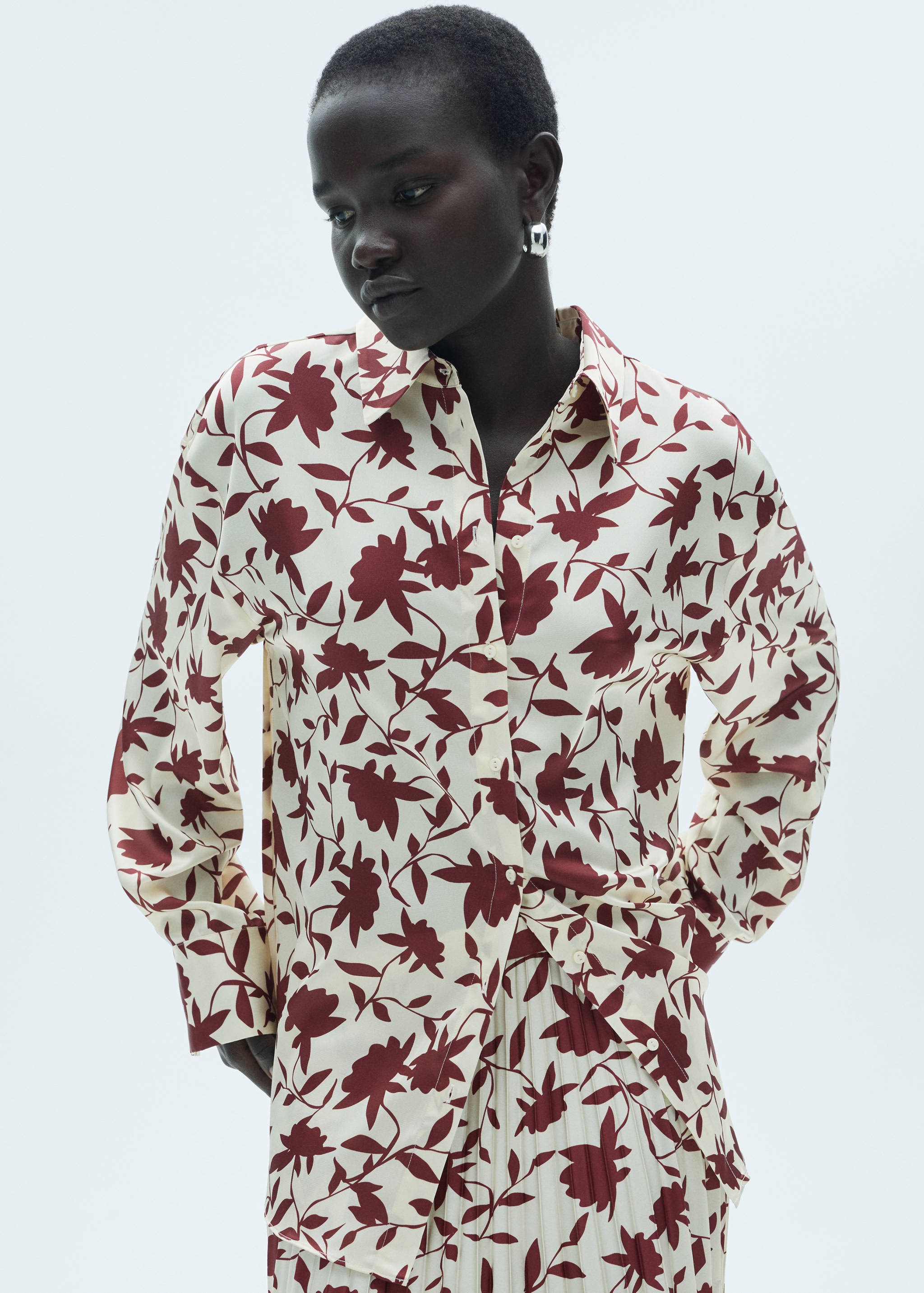 Camisa estampado floral - Plano medio