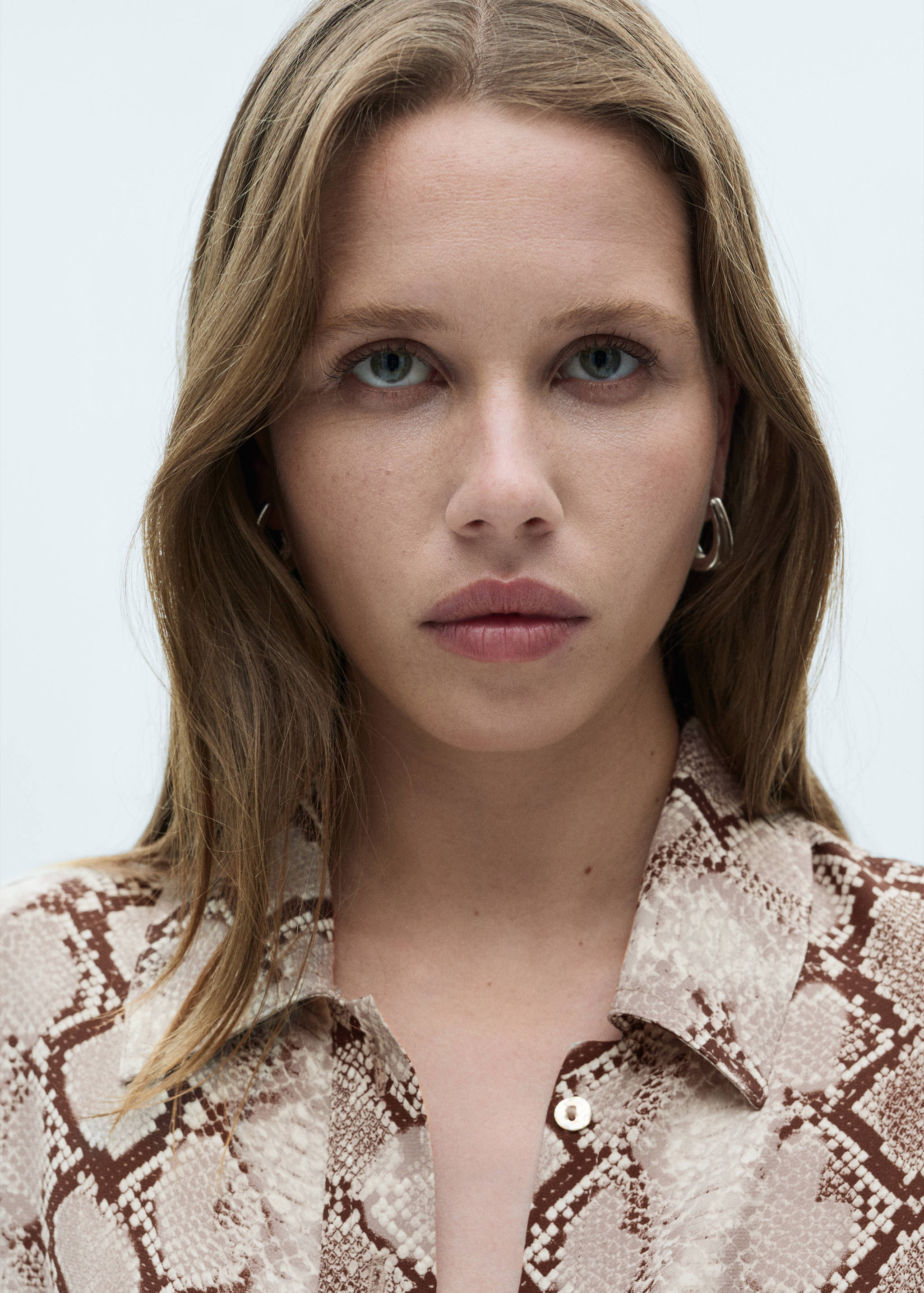 Vestido camisero estampado serpiente - Detalle del artículo 1