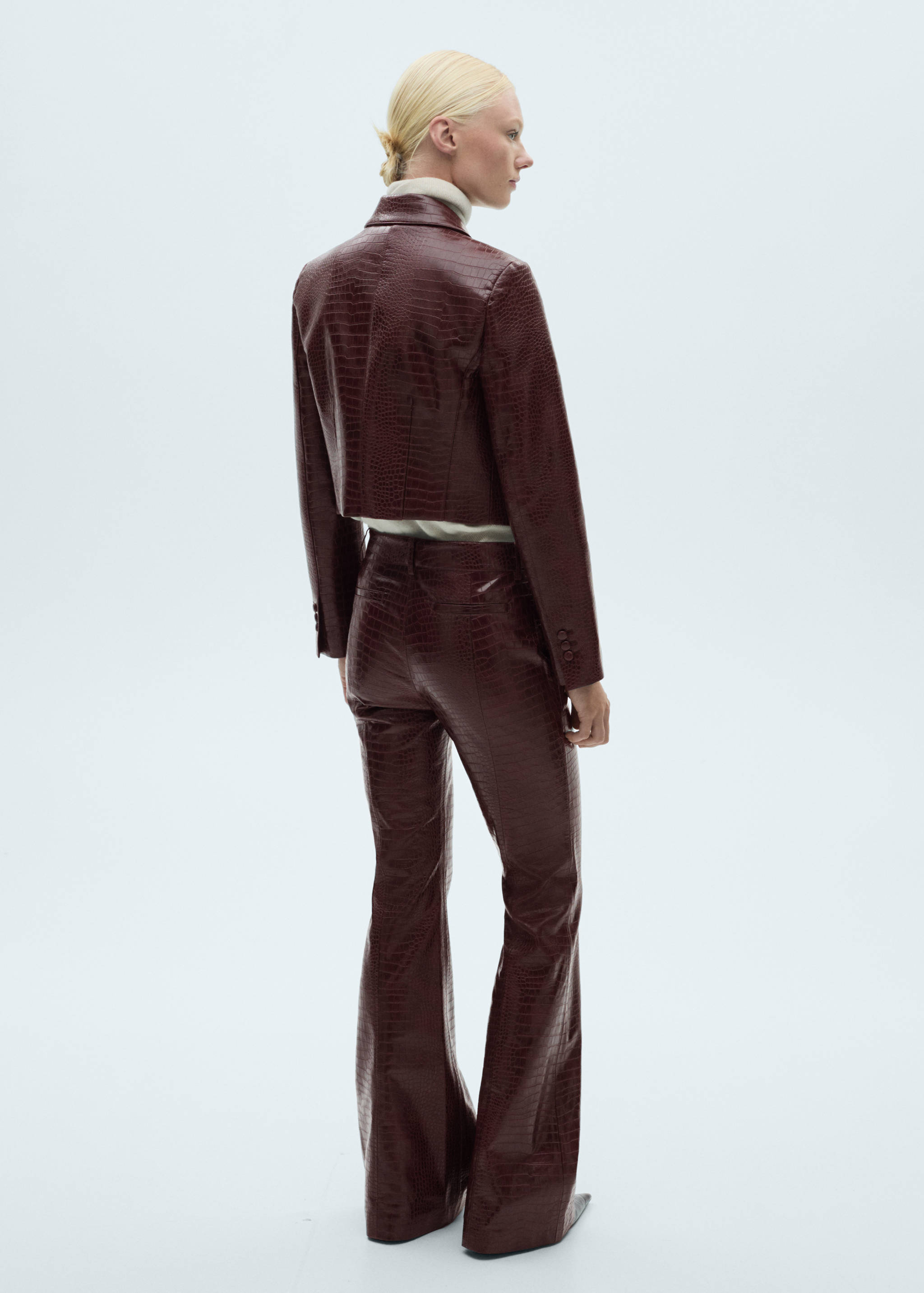 Chaqueta crop efecto coco - Reverso del artículo