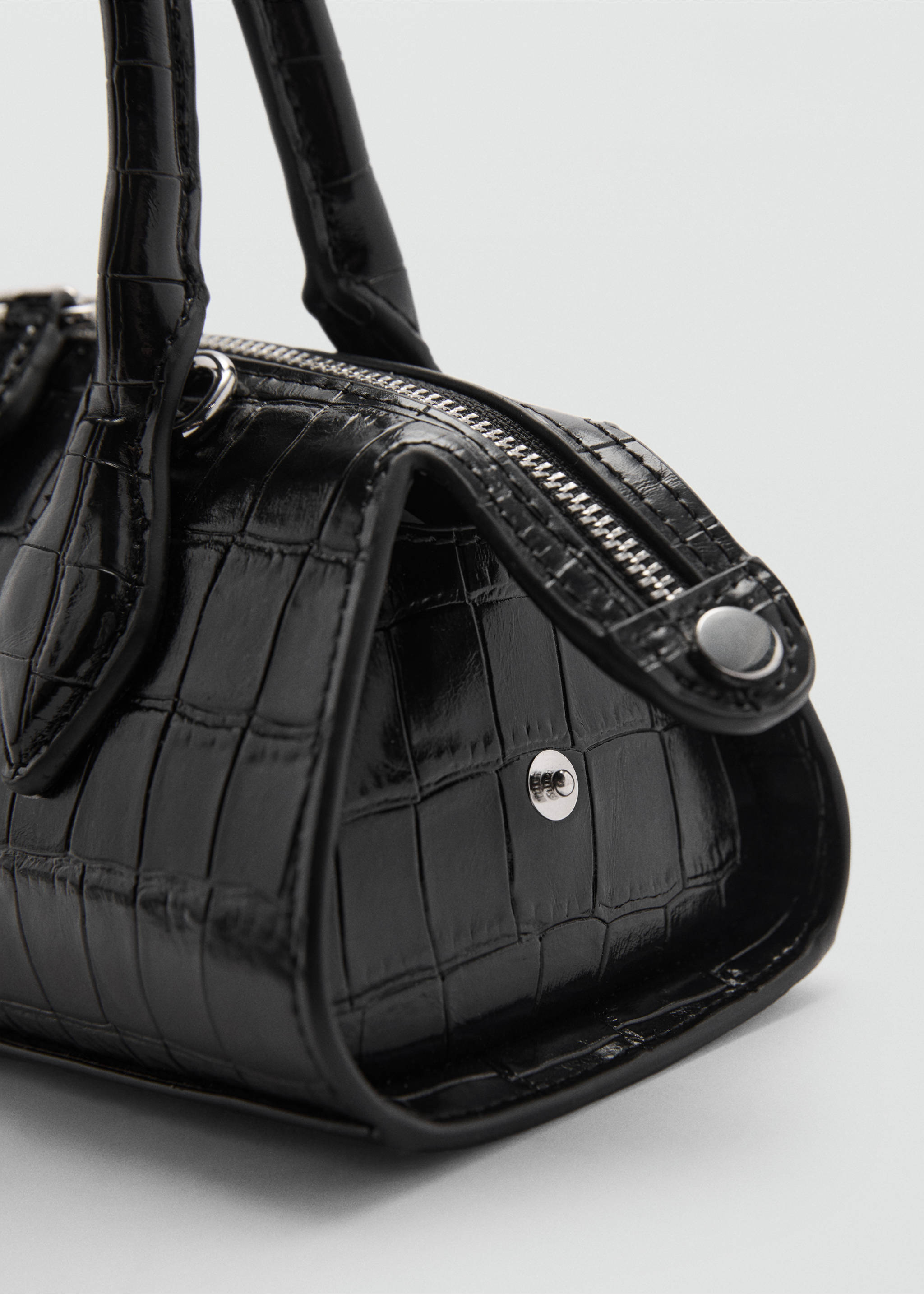 Croc-effect bag - Details of the article 3, Black. Ref: 77047695-00.