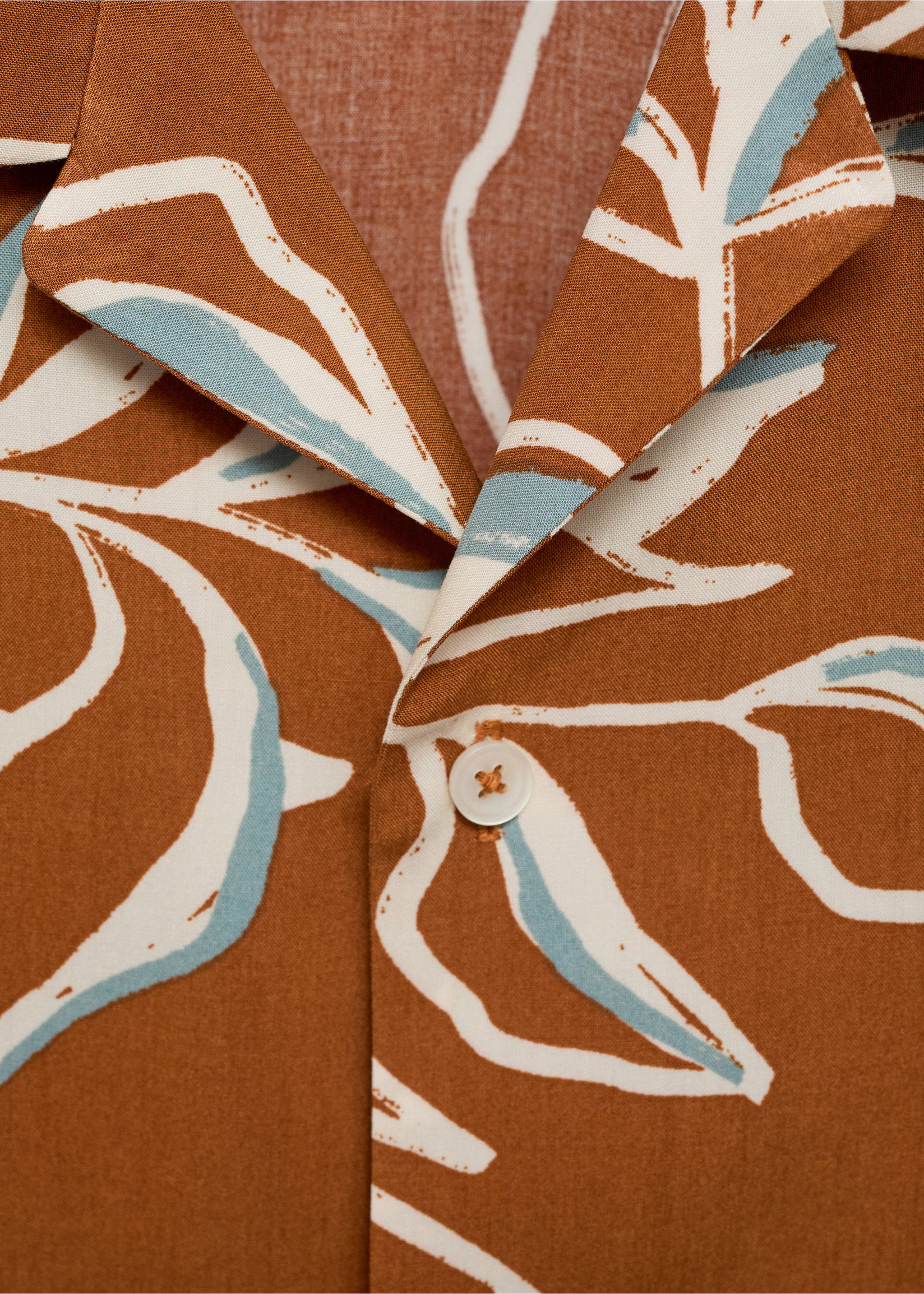 Regular-fit Hawaiian-print shirt - Details of the article 8, Brown. Ref: 77047702-00.